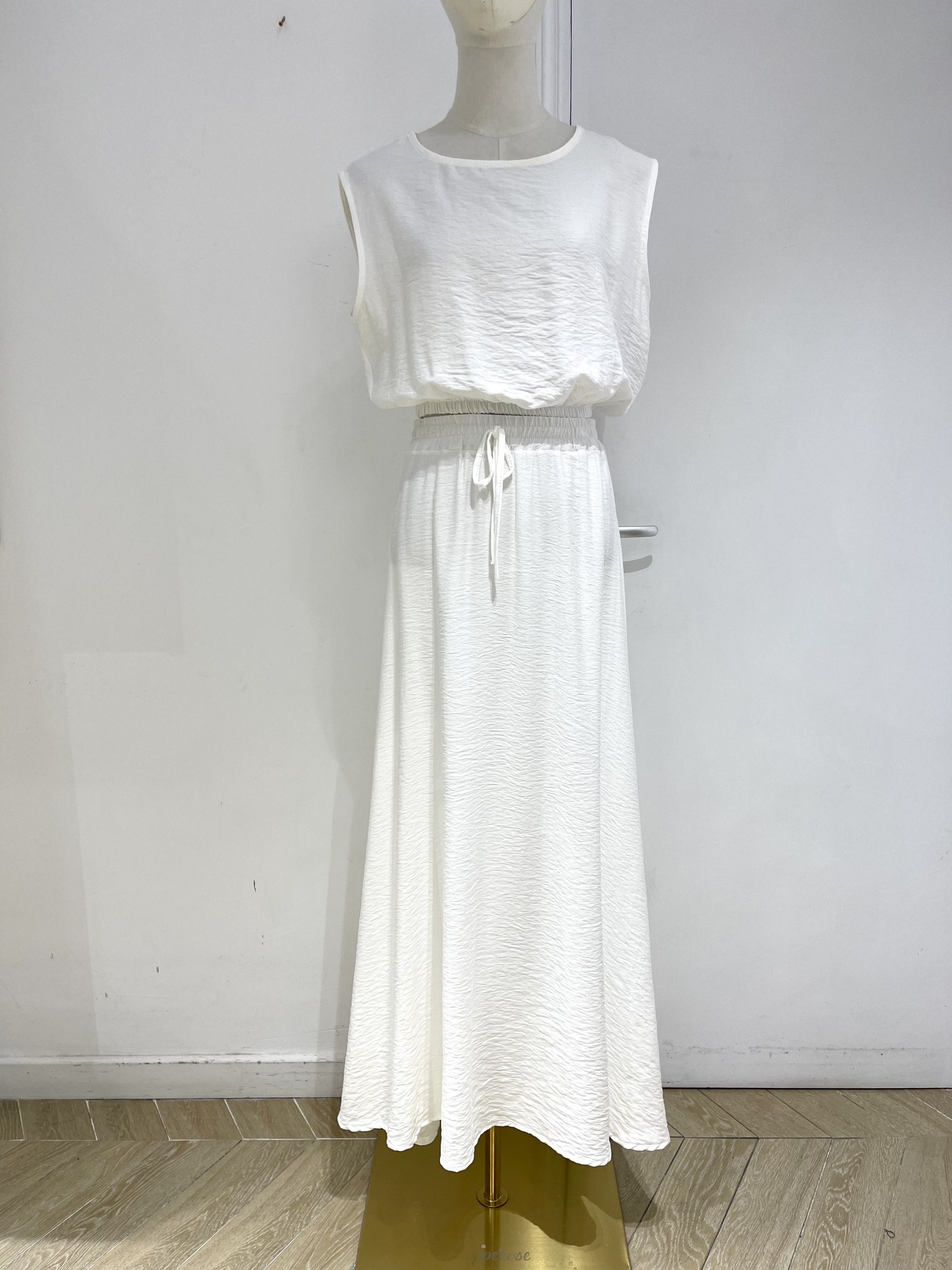Grossiste Studio170 - ENSEMBLE TOP SANS MANCHES ET JUPE LONGUE FLUIDE