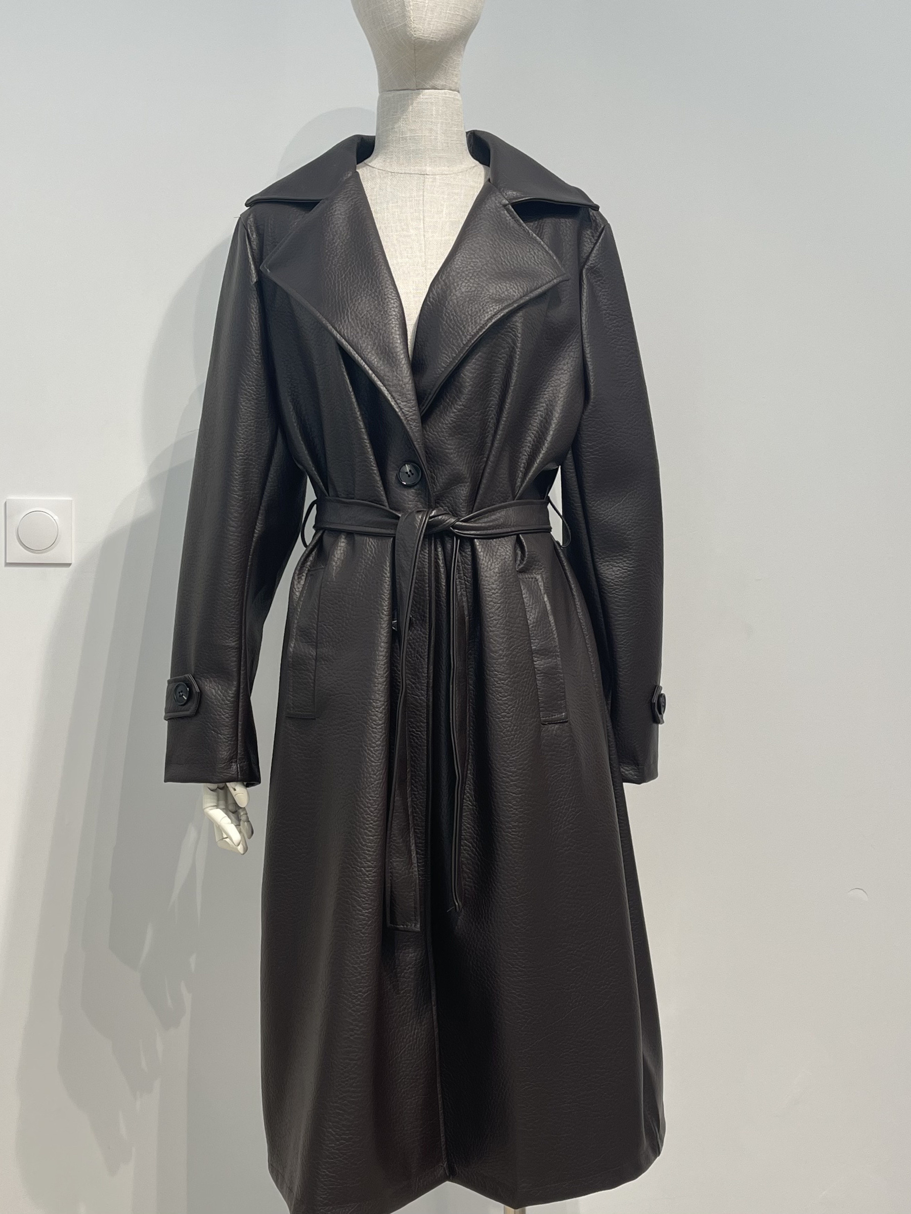 LONG FAUX LEATHER TRENCH COAT | Paris Fashion Shops