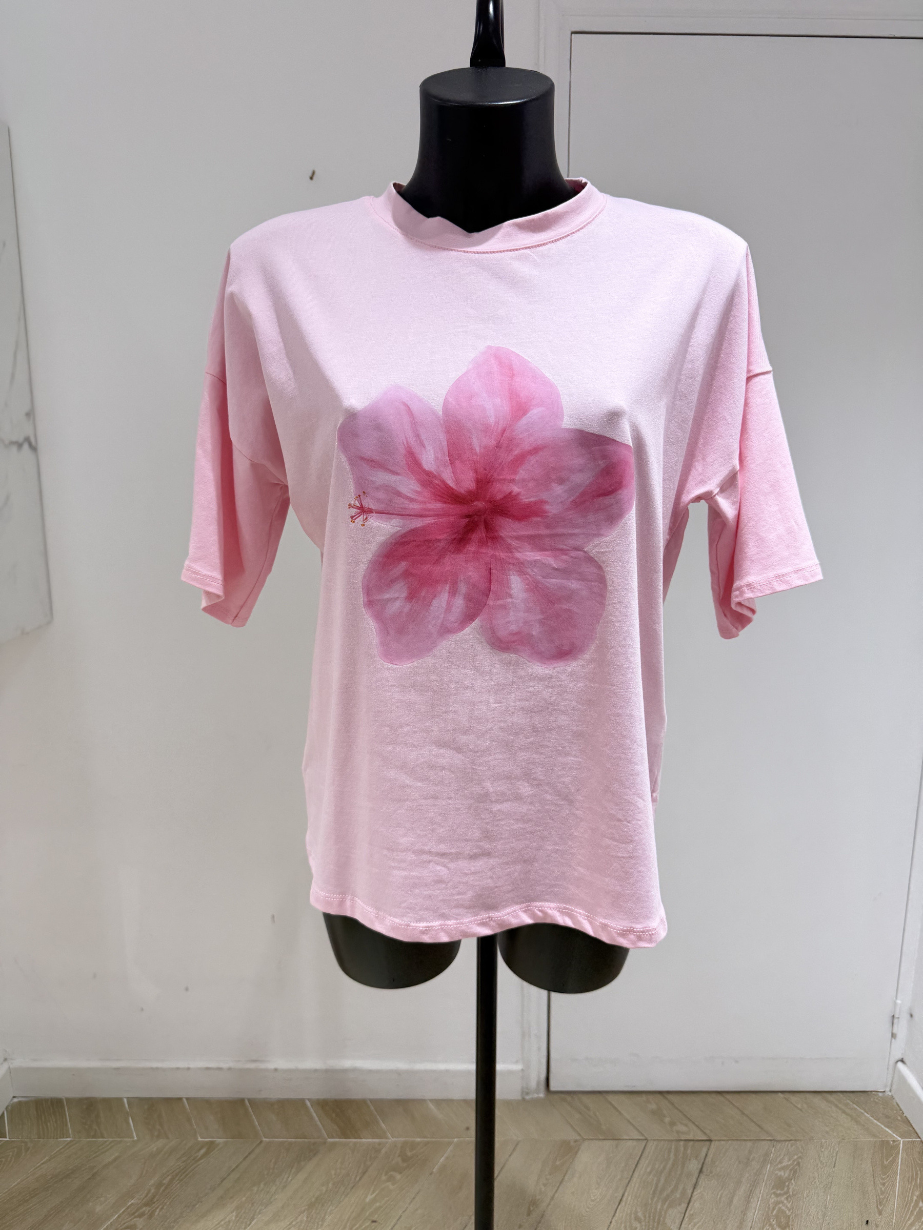 Wholesaler Studio170 - OVERSIZED T-SHIRT WITH FLORAL PRINT