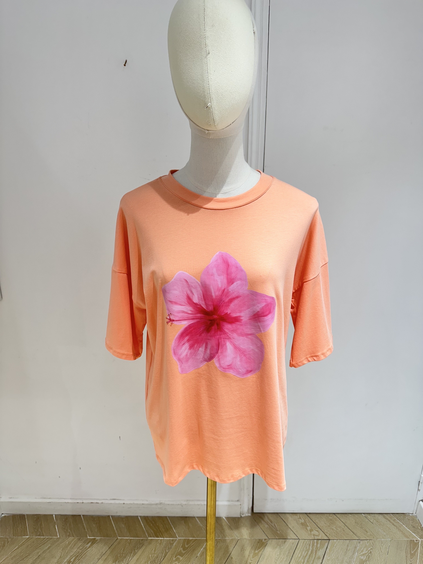Wholesaler Studio170 - OVERSIZED T-SHIRT WITH FLORAL PRINT