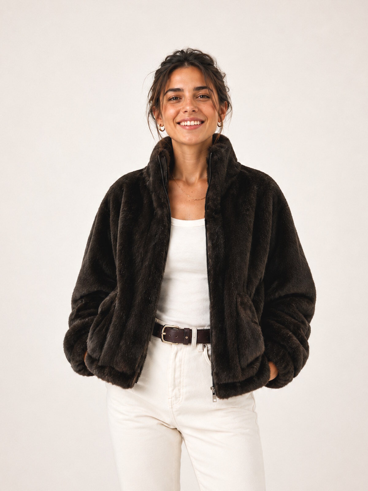 Wholesaler Suie Valentini - Plush Faux Fur High-Neck Zip-Up Jacket, Fall/Winter