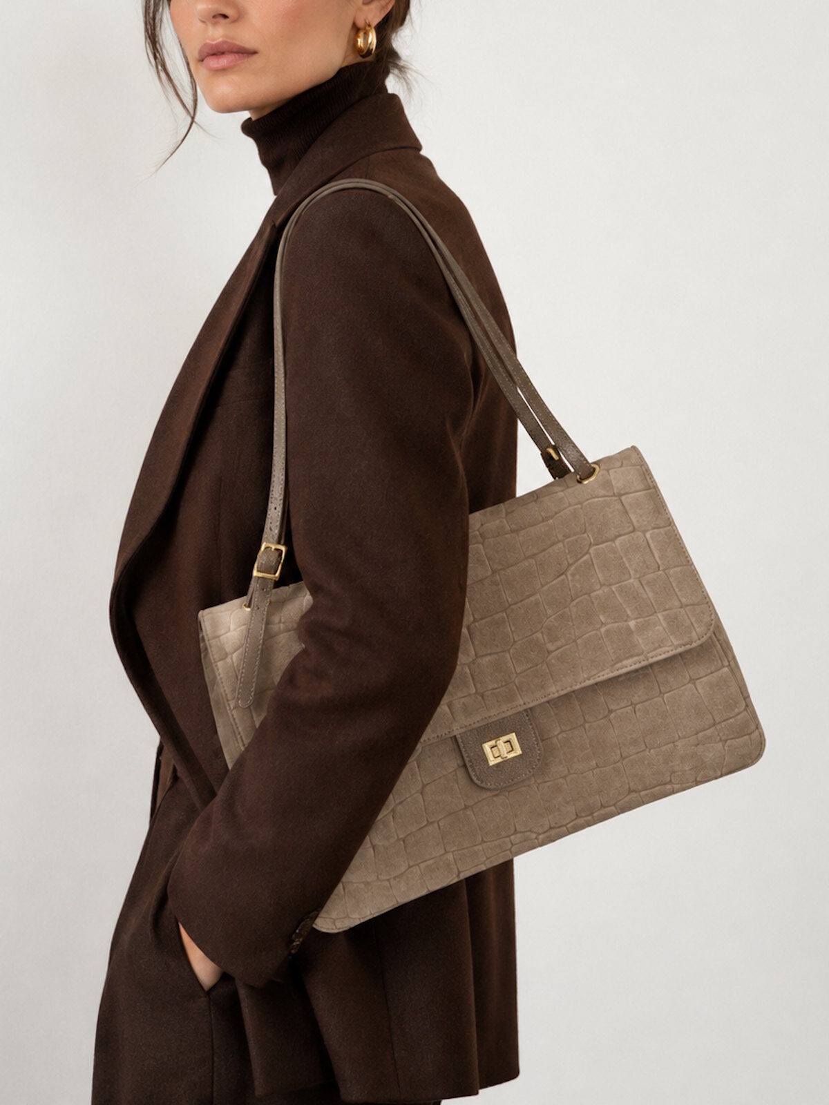 Wholesaler Suie Valentini - Large Genuine Leather & Suede Croc-Embossed Shoulder Bag