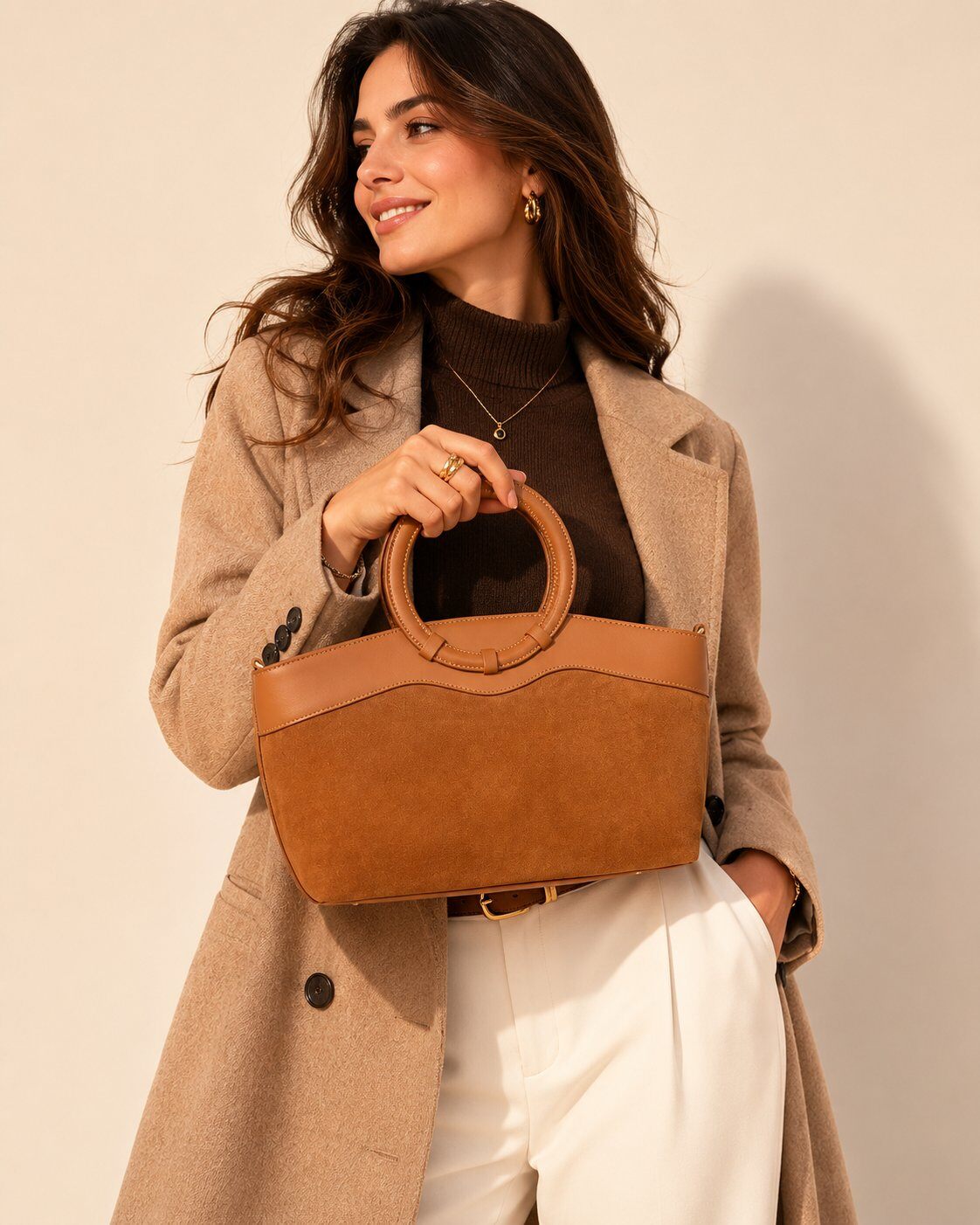 Wholesaler Suie Valentini - Suede leather crossbody bag, Made in Italy, item 112653