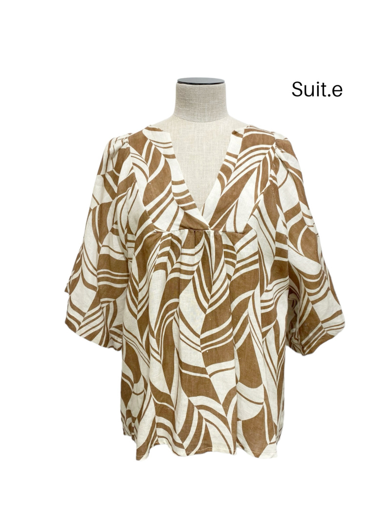 Wholesaler Suit.e - top