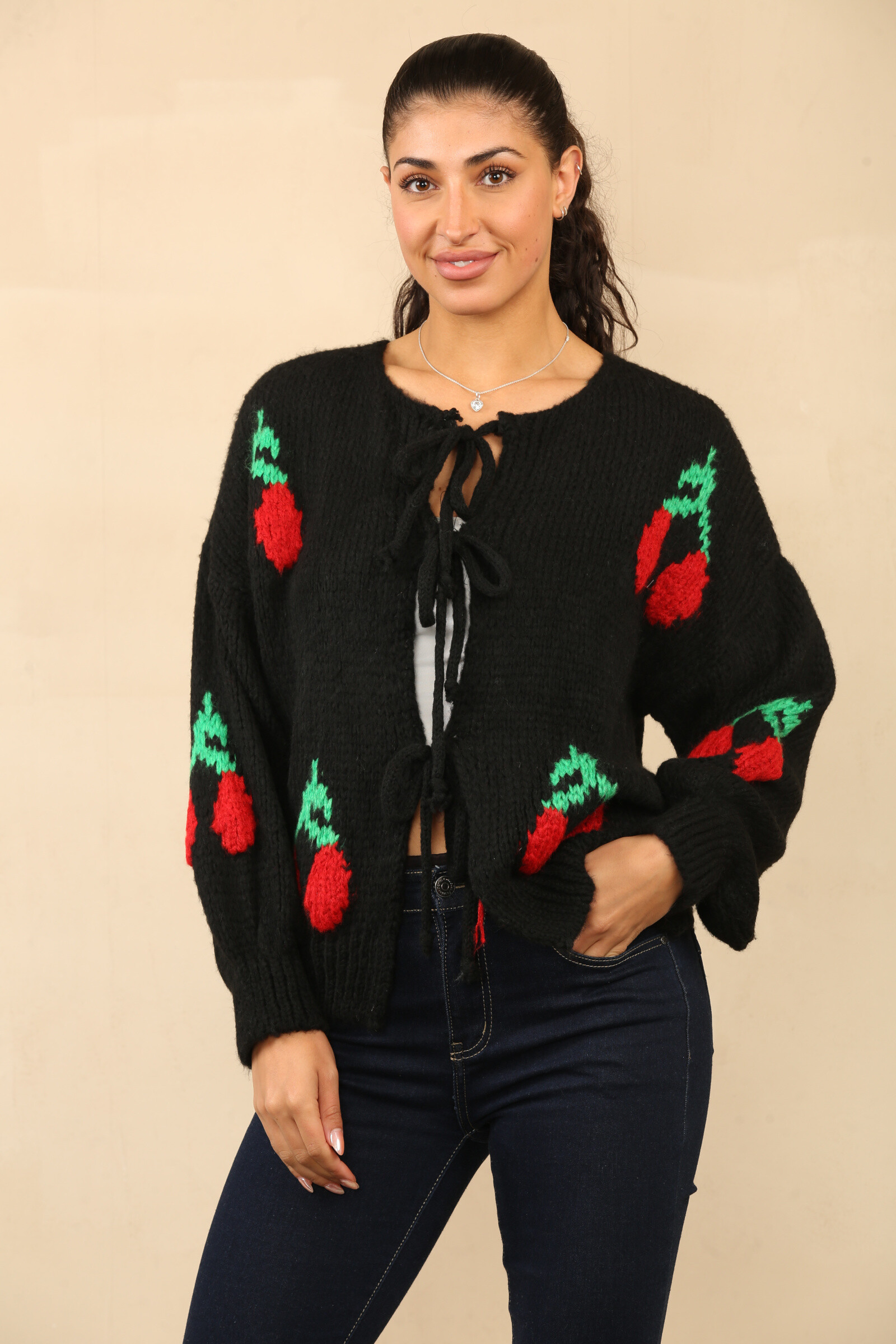 Grossiste Sumel - Pulls Cardigan en tricot confortable avec des détails de cravate Réf 24-559