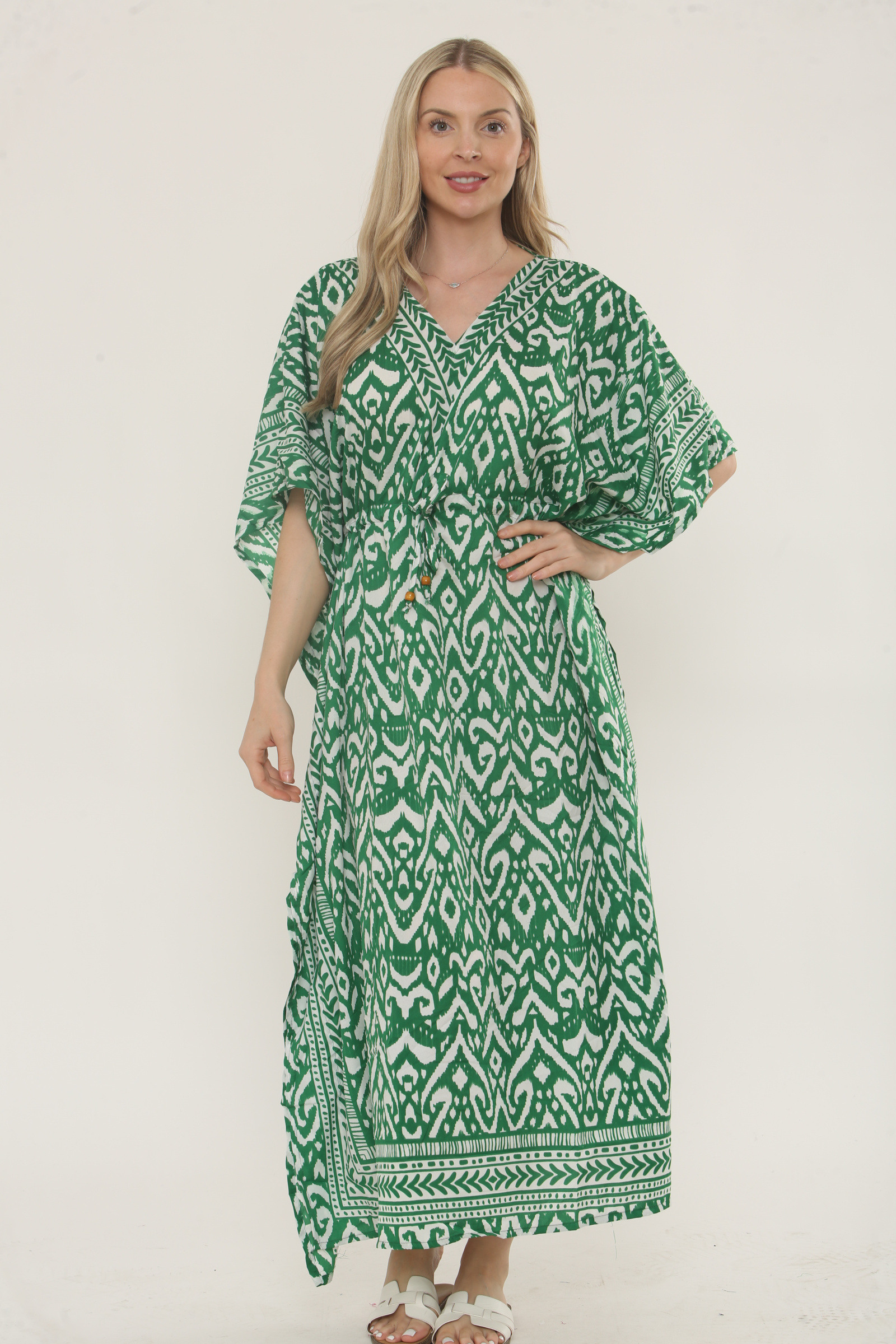 Großhändler Sumel - 💠 Kenza Bedrucktes Langes Tribal-Kaftan - Ethnische Eleganz aus 100% Viskose Ref: 1105