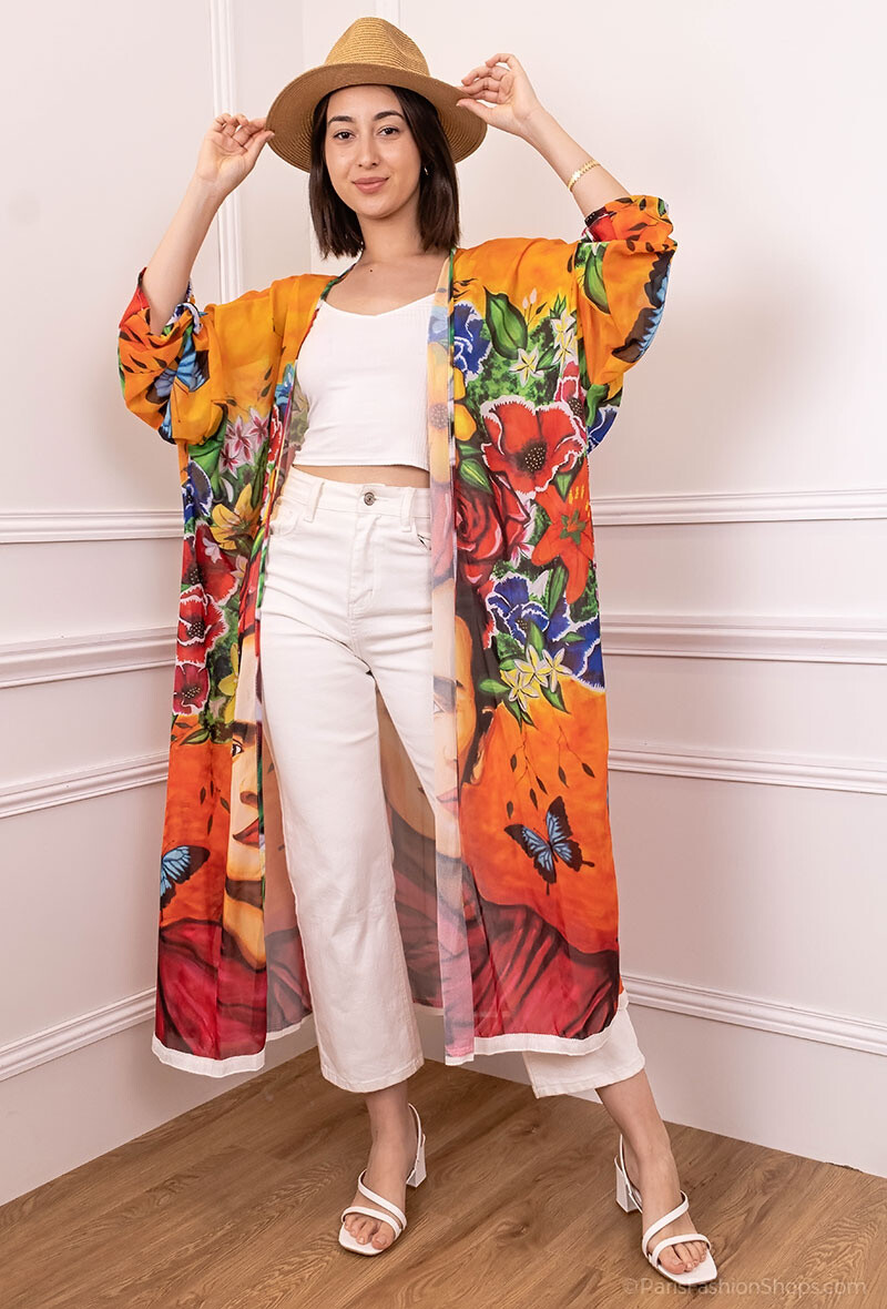 Long printed kimonos. One size ⁄ can dress in size 36 to 46
Length: 125cm