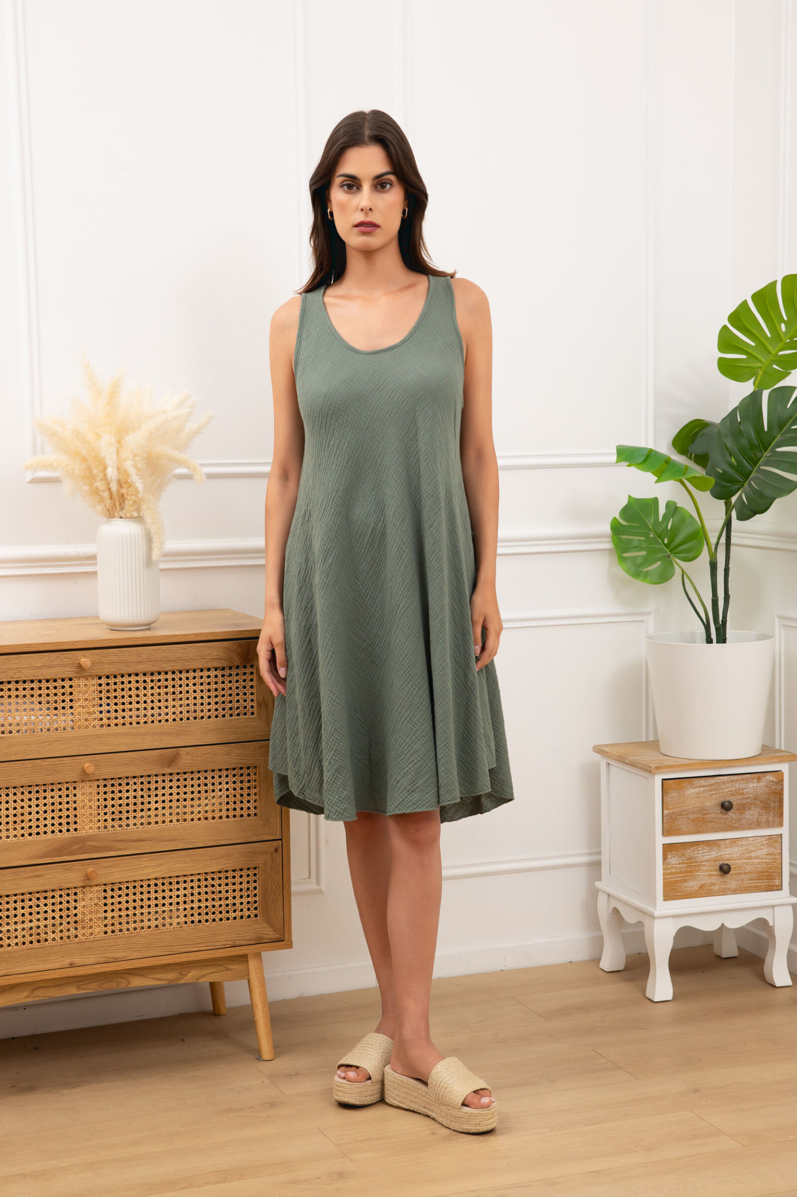 Grossiste Sun Love - Robe volante sans manche en gaze de coton