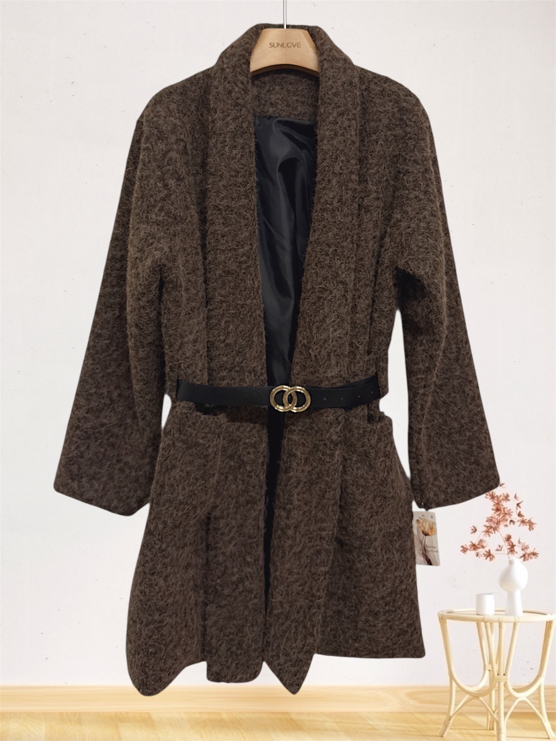 Veste élégante pour femme en polyester extensible, parfaite pour l'automne/hiver, avec ceinture et poches pratiques.