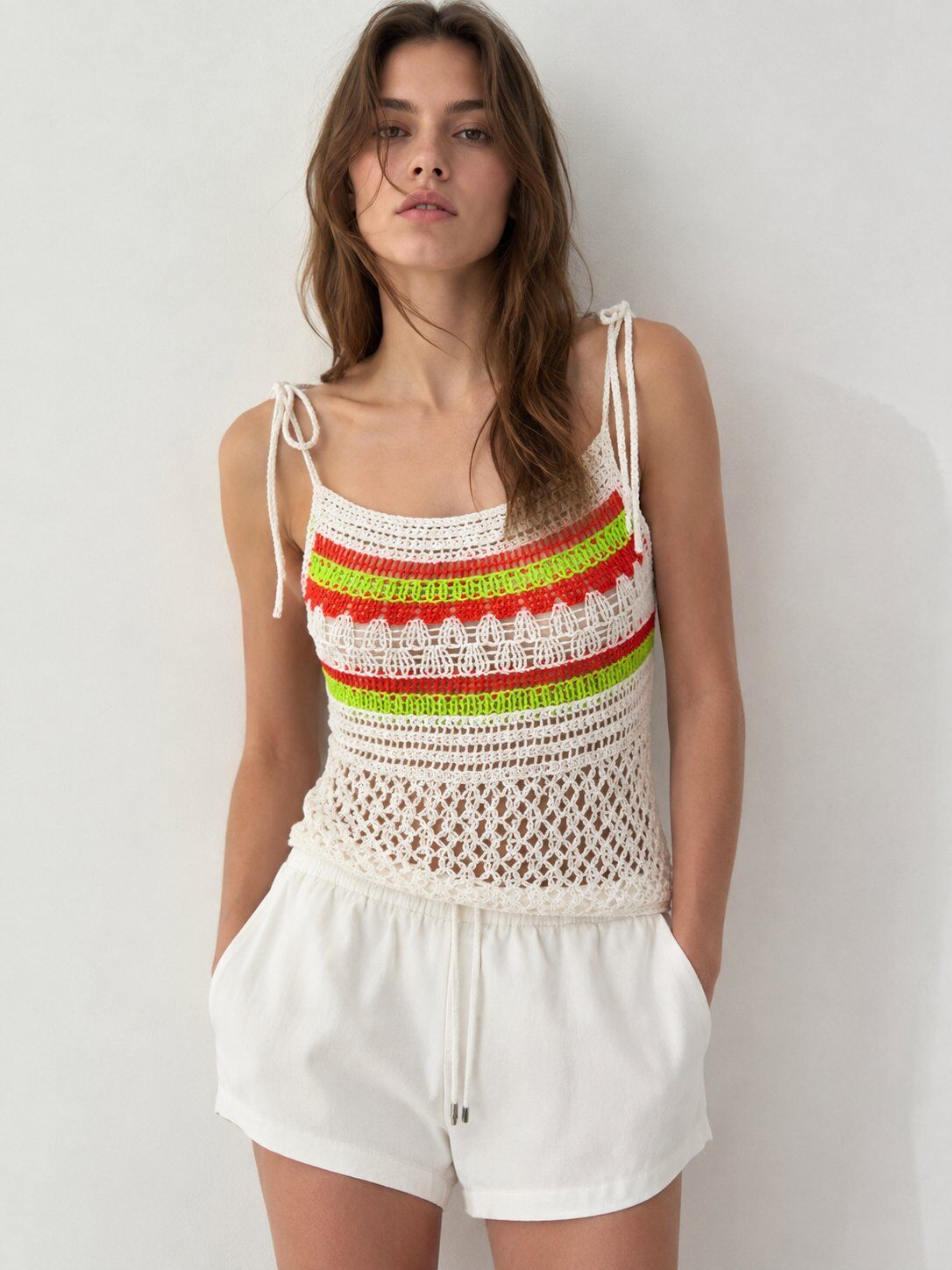 Grossiste Sunny Knit - Débardeur en Crochet Rayé Bohème Tricoté Transparent d'Été
