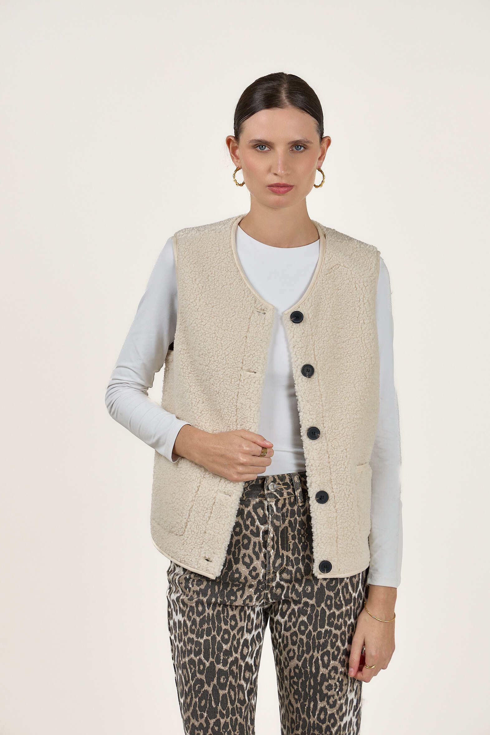 Grossiste Sunny Studio - Gilet en peluche élégant