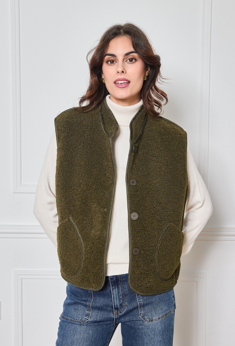 Grossiste Sunny Studio - Gilet en peluche chic