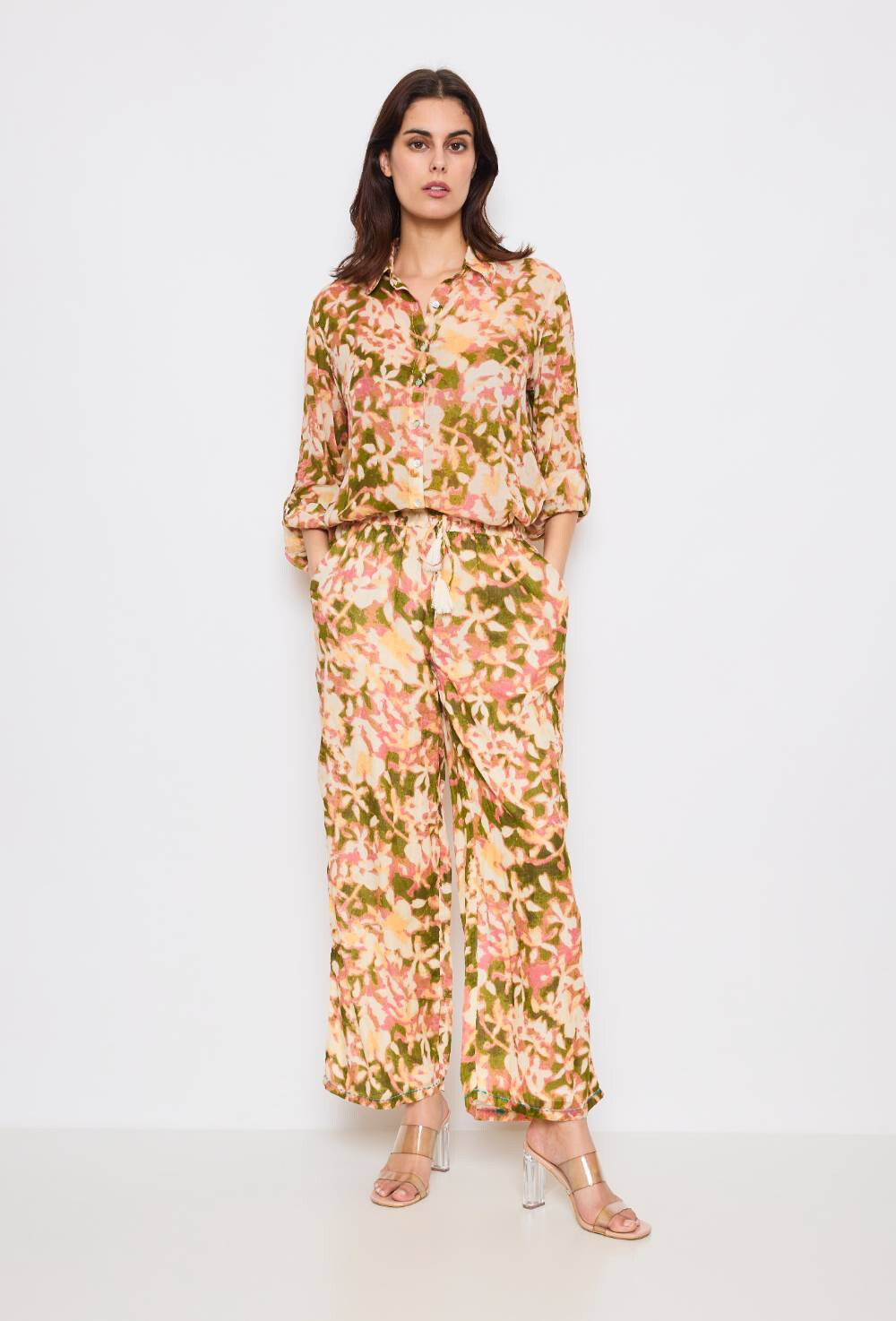 Grossiste Sunny Studio - Pantalon fluide à motifs