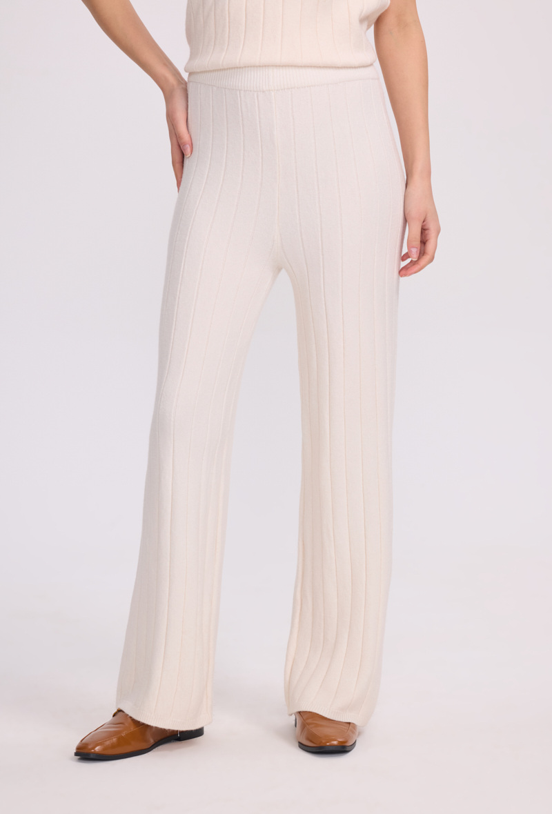 Wholesaler Sunny Studio - Chic ribbed trousers