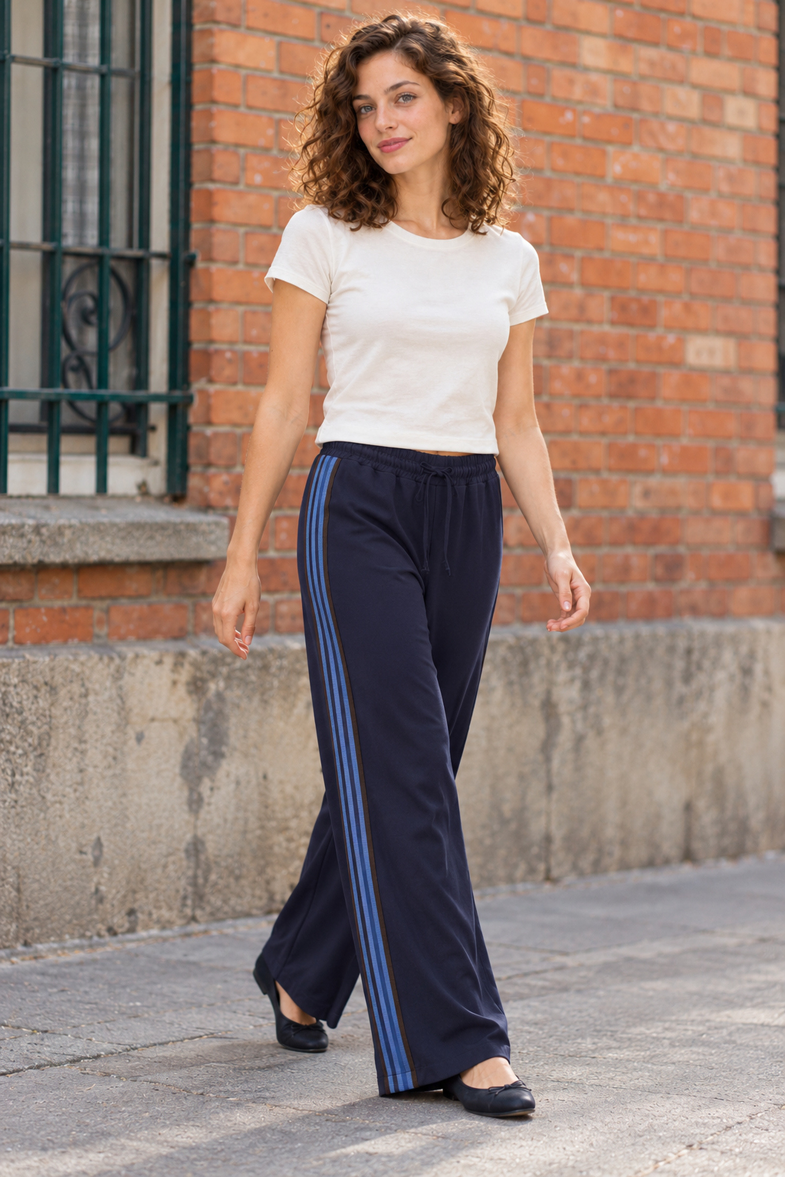 Großhändler Sunny Studio - Fließende Hose mit Streifen