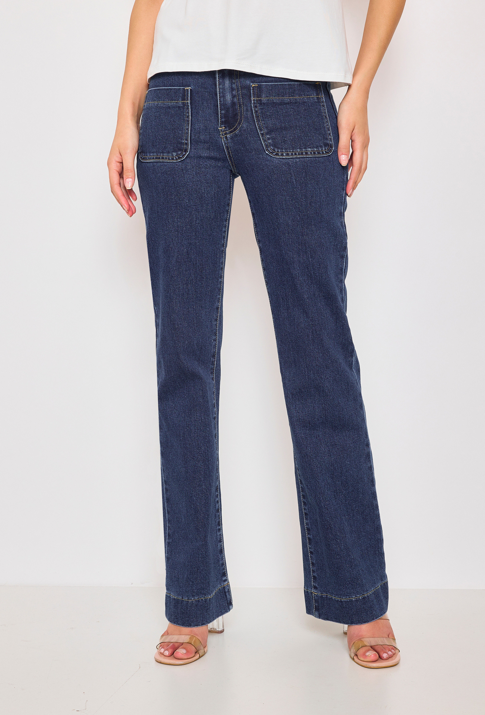 Großhändler Sunny Studio - Damen-Jeans mit geradem Schnitt und Gesäßtaschen