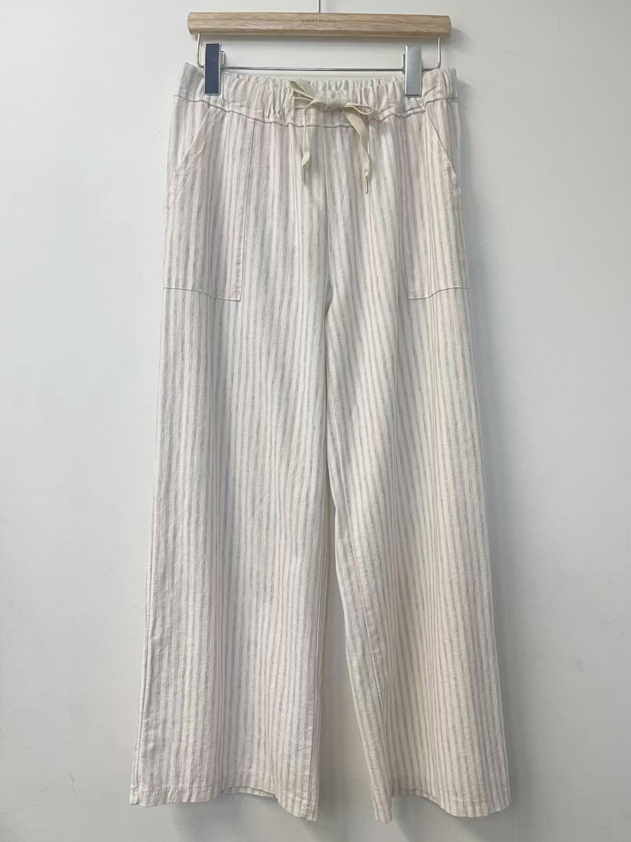 Grossista Sunny Studio - Pantaloni larghi a righe