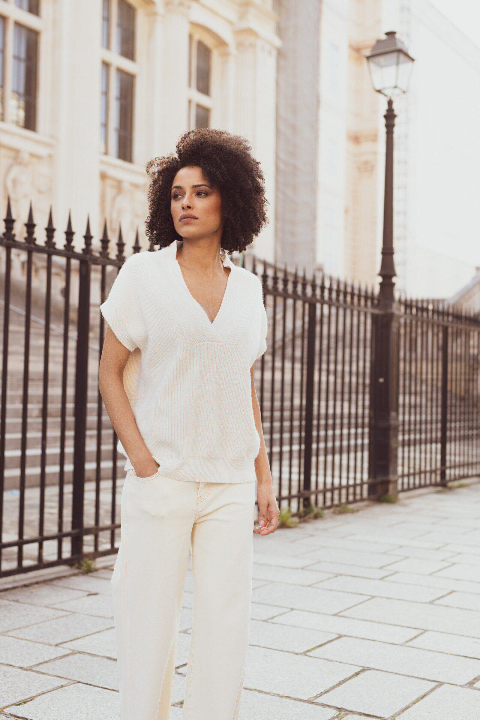 Grossiste Sunny Studio - Pull en maille avec col en V