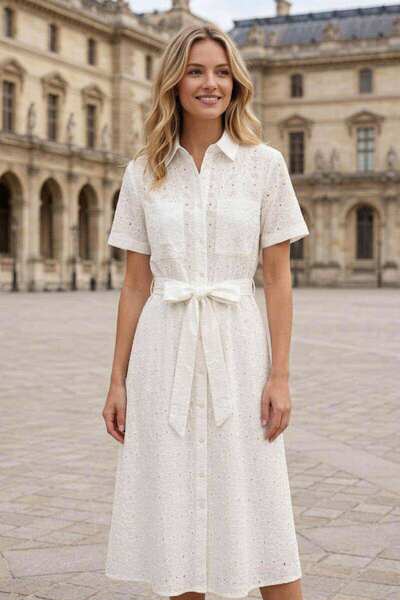 Grossiste Sunny Studio - Robe broderie anglaise courte Grossiste Sunny Studio - Robe broderie anglaise courte
