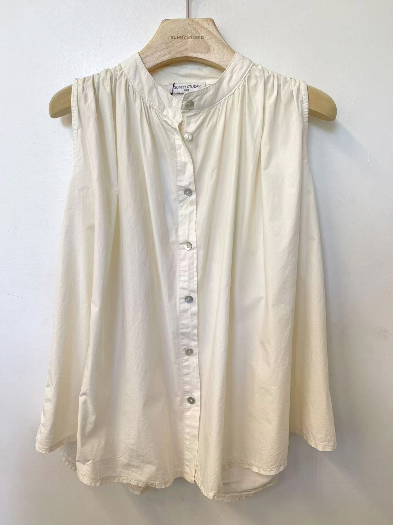 Grossista Sunny Studio - Blusa casual senza maniche