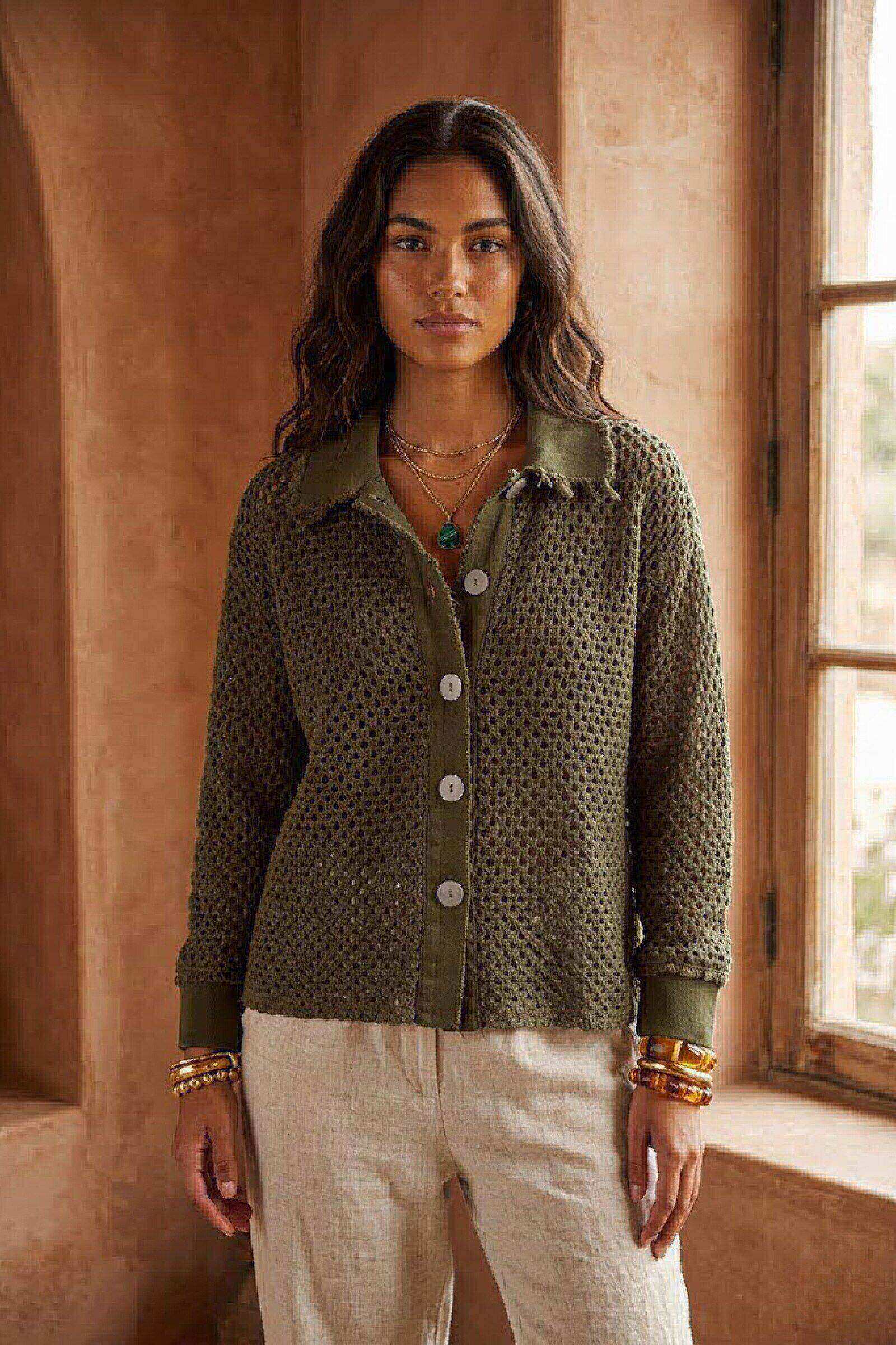 Mayorista Sunny Studio - Chaqueta de crochet con cuello de camisa