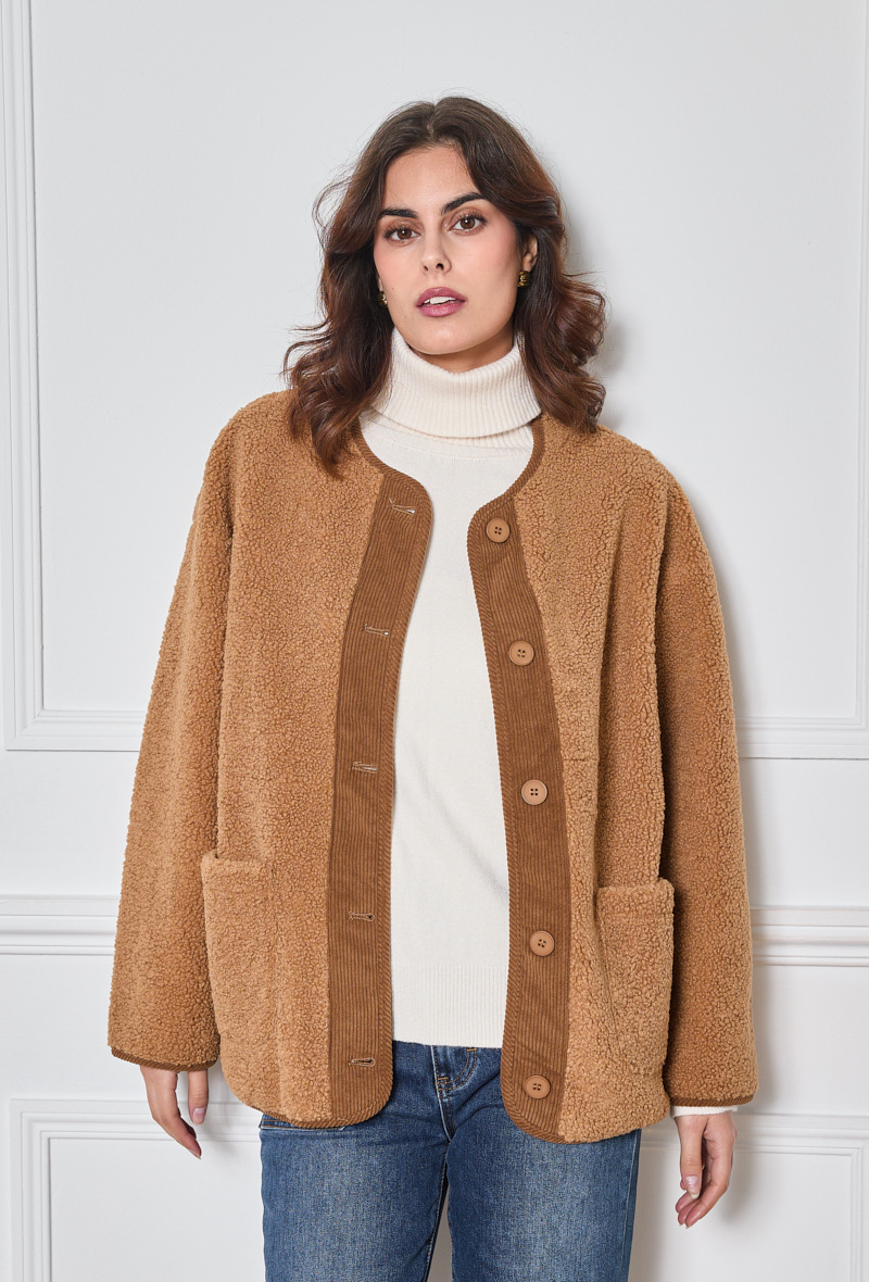 Mayorista Sunny Studio - Chaqueta Acogedora con Botones