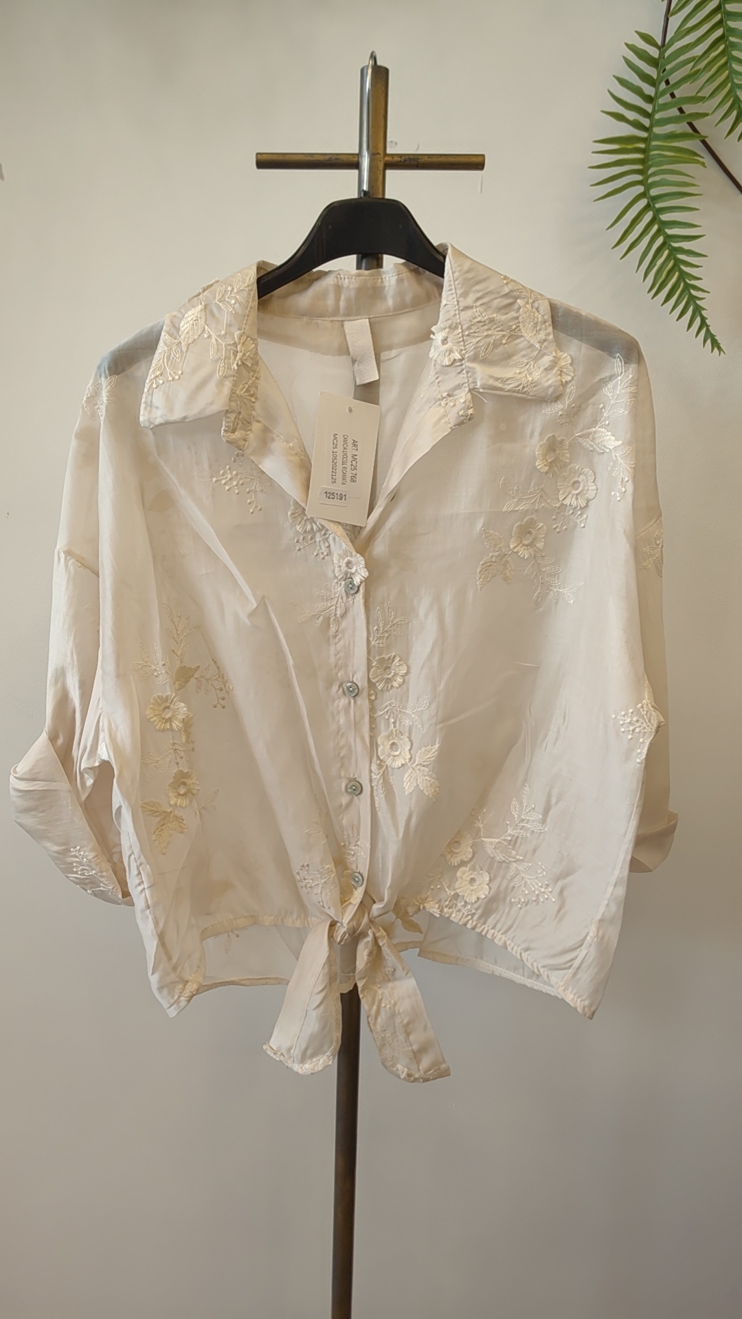 Großhändler SUNSHINE - Hemden(F) Art Hemd Elegantes Damenhemd Frühling/Sommer Hergestellt in Italien Täglich Verschiedene Farben Standard Durchbrochen Tencel