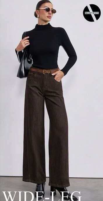 Wholesaler SUNSHINE - WOMEN'S COTTON BLEND JEANS. FALL/WINTER 2026/2027