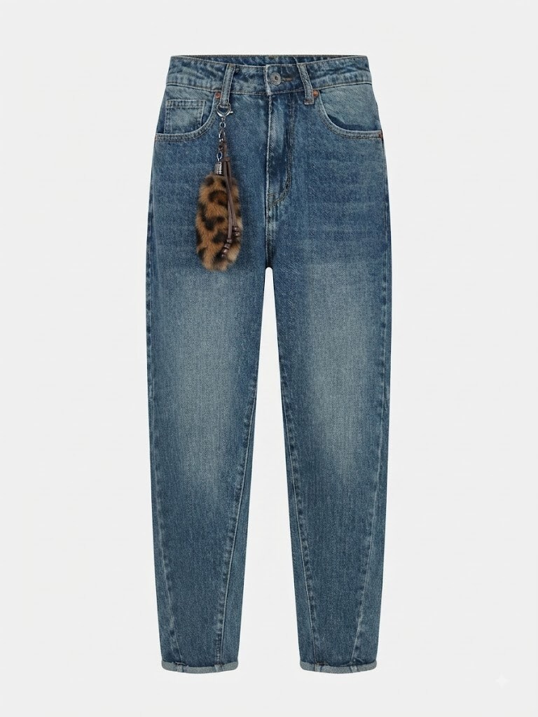 Wholesaler SUNSHINE - WOMEN'S COTTON VISCOSE BLEND JEANS WITH LEOPARD KEYCHAIN. FALL/WINTER 2026/2027