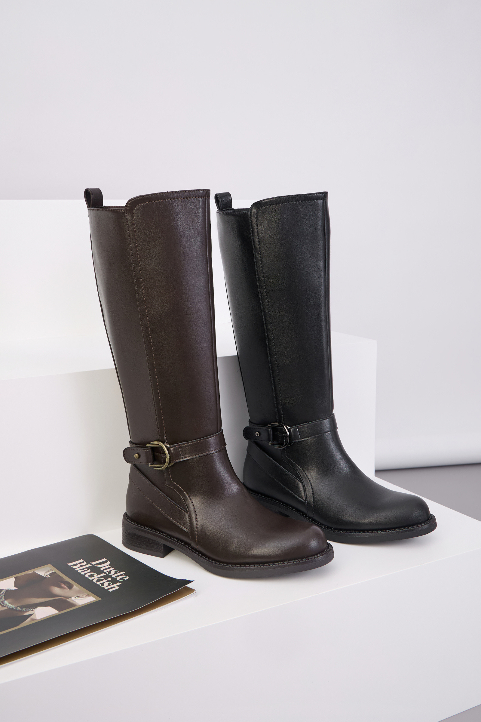 Grossiste Super Mode | Belle Women - Bottes plates en similicuir avec boucle et élastique