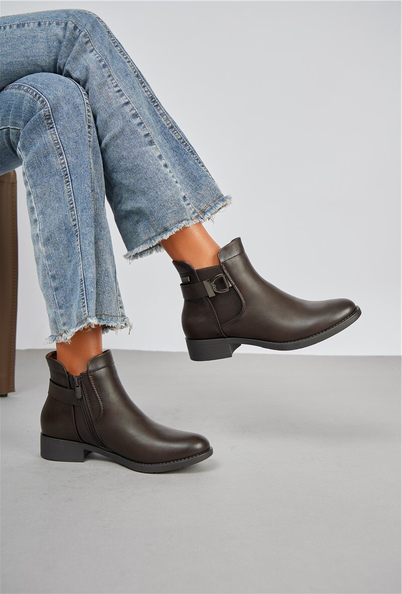 Wholesaler Super Mode | Belle Women - Flat ankle boots with buckle and elastic (Restock)