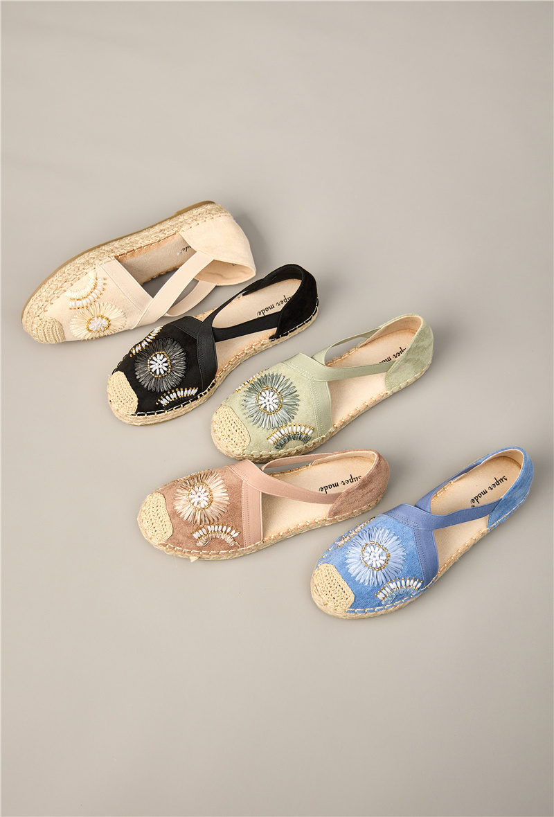 Grossiste Super Mode | Belle Women - Espadrille plate avec broderie florale et élastiques croisés