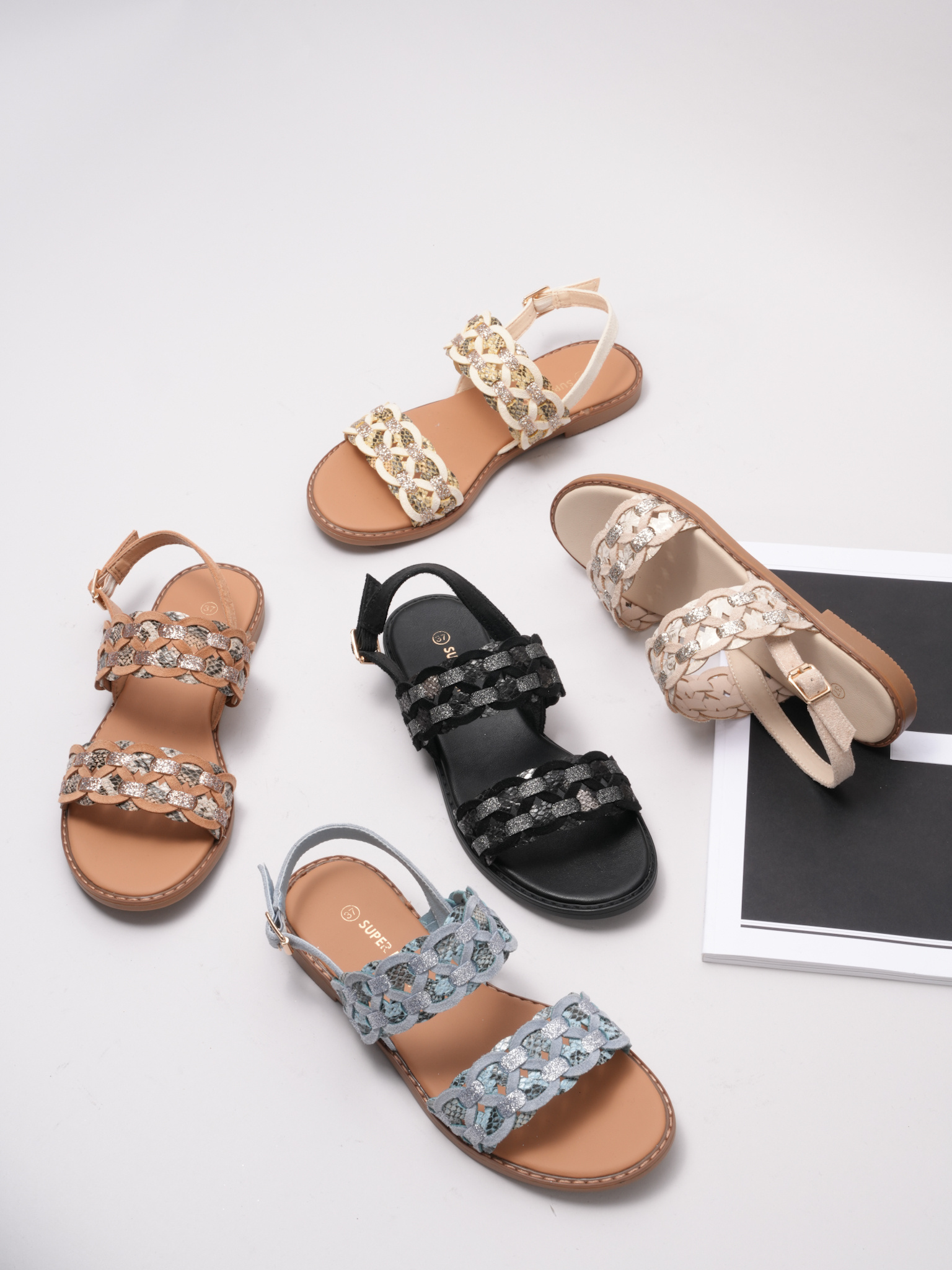 Wholesaler Super Mode | Belle Women - Sandals with braided strap and shiny snake pattern