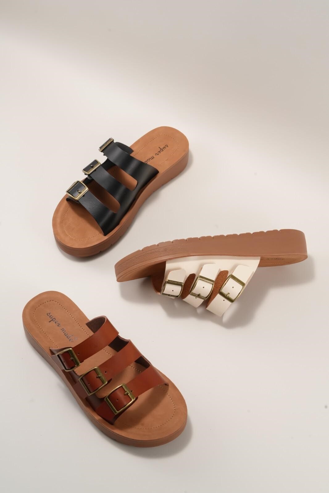 Wholesaler Super Mode | Belle Women - Slide sandal with triple buckle strap in faux leather