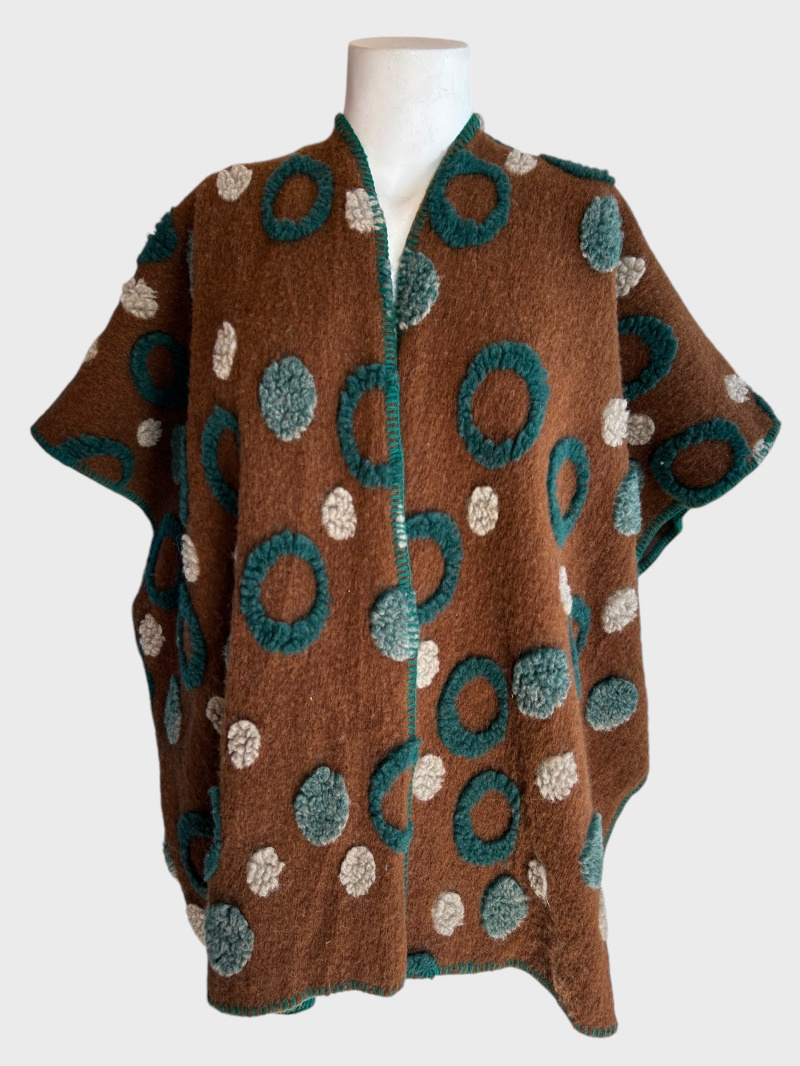 Wholesaler Superbelle - OVERSIZED WOOL PONCHO CAPE
