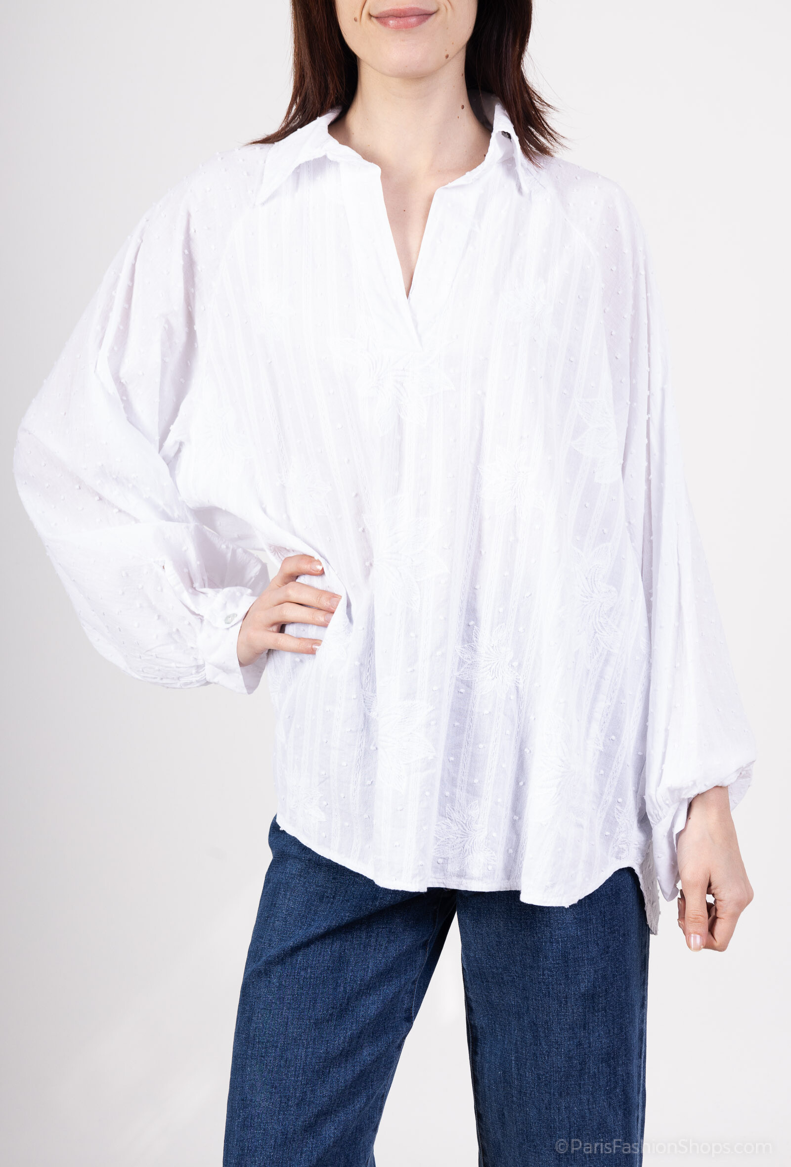 Wholesaler Superbelle - TUNIC BORDER OVERSIZED SHIRT HALF OPEN COLLAR AND LONG SLEEVES