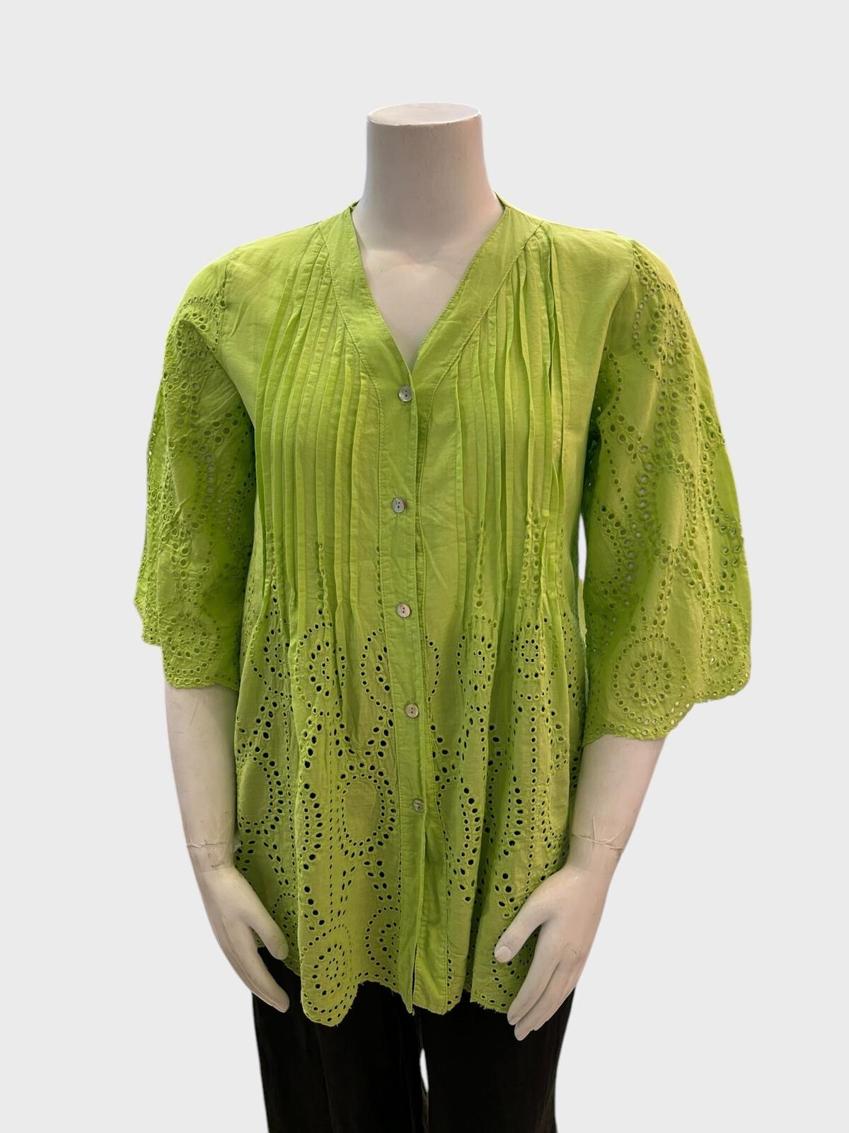Wholesaler Superbelle - OVERSIZED BORDER TUNIC V NECK CLOSE WITH BUTTON AND 3/4 SLEEVE