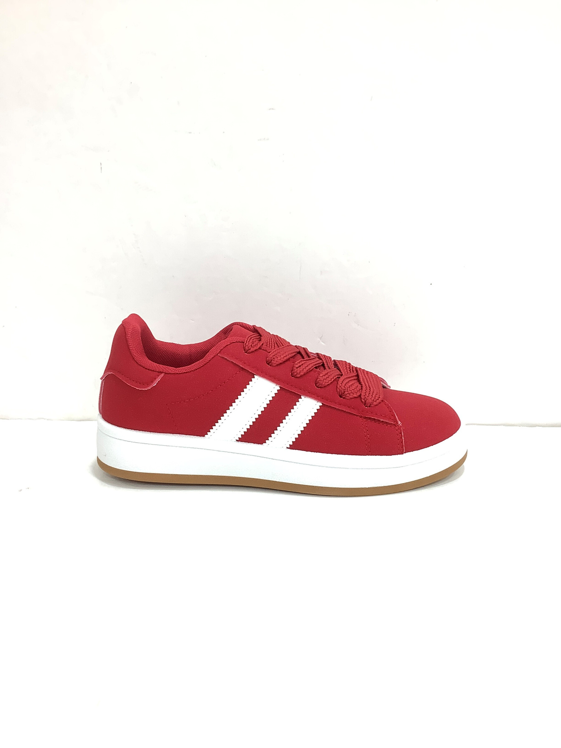 Grossiste Suredelle - Baskets