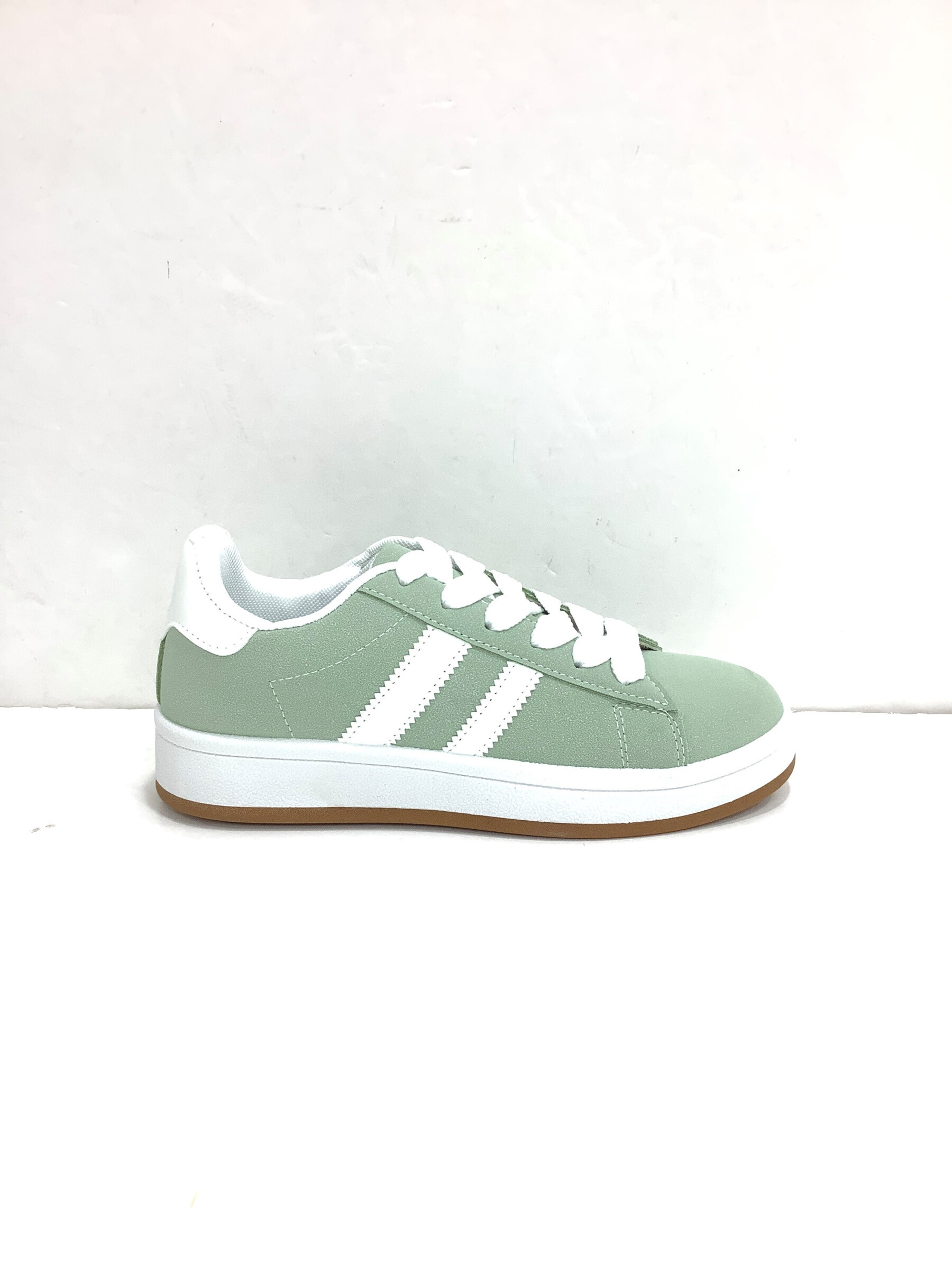 Grossiste Suredelle - Baskets