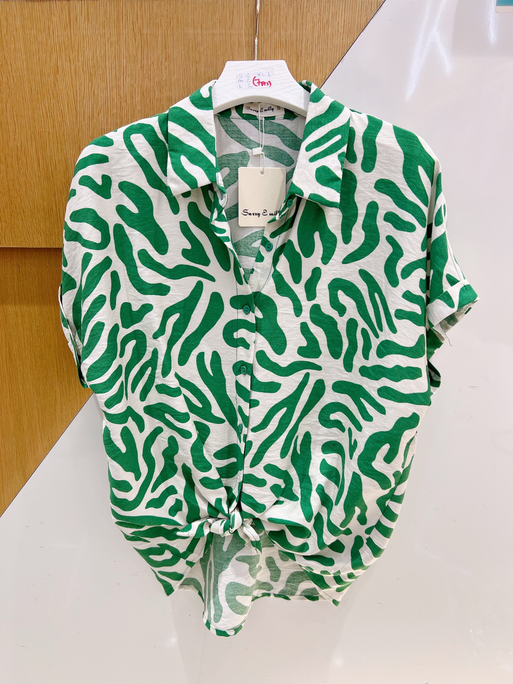 Wholesaler Suzzy & Milly - printed shirt