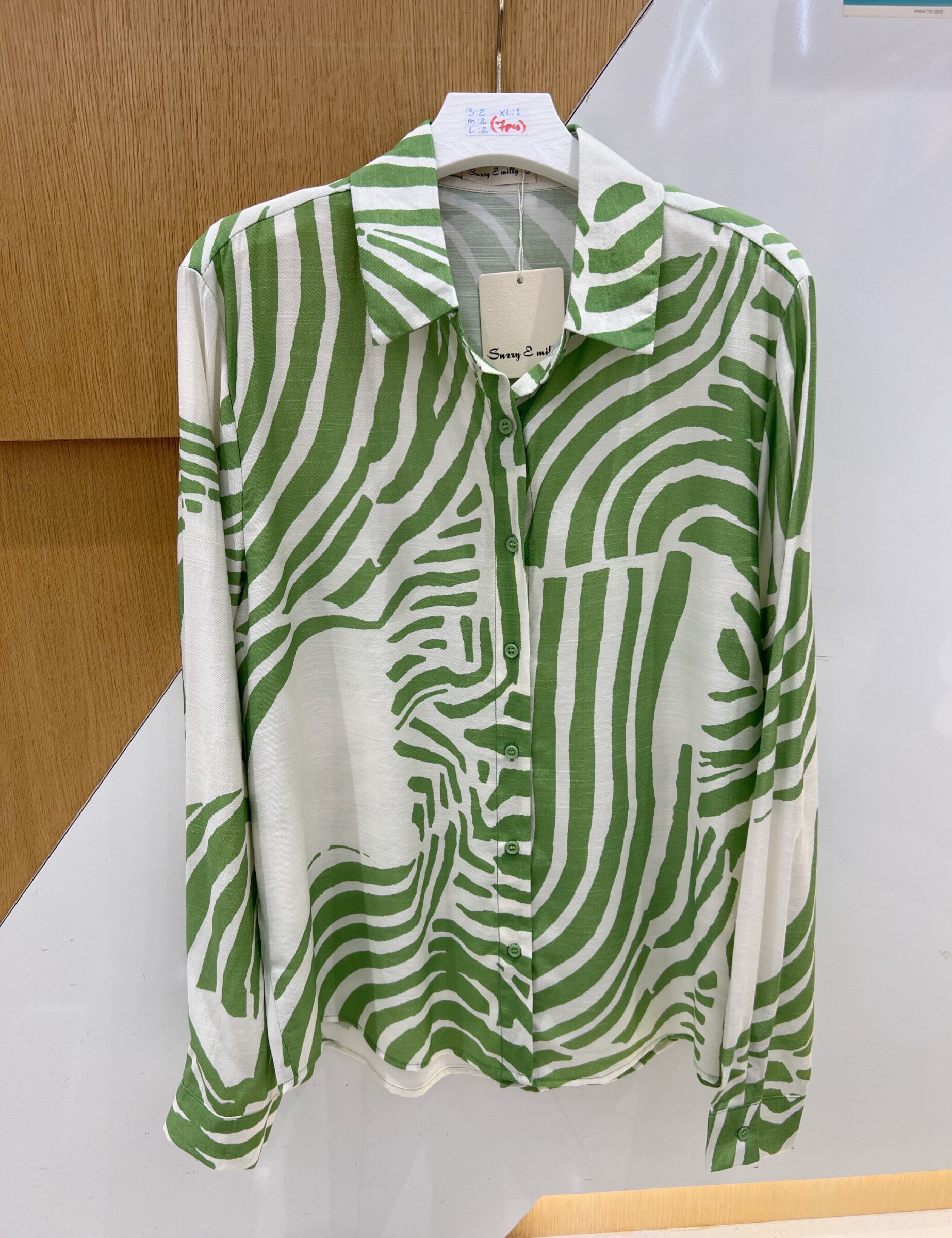 Wholesaler Suzzy & Milly - printed shirt
