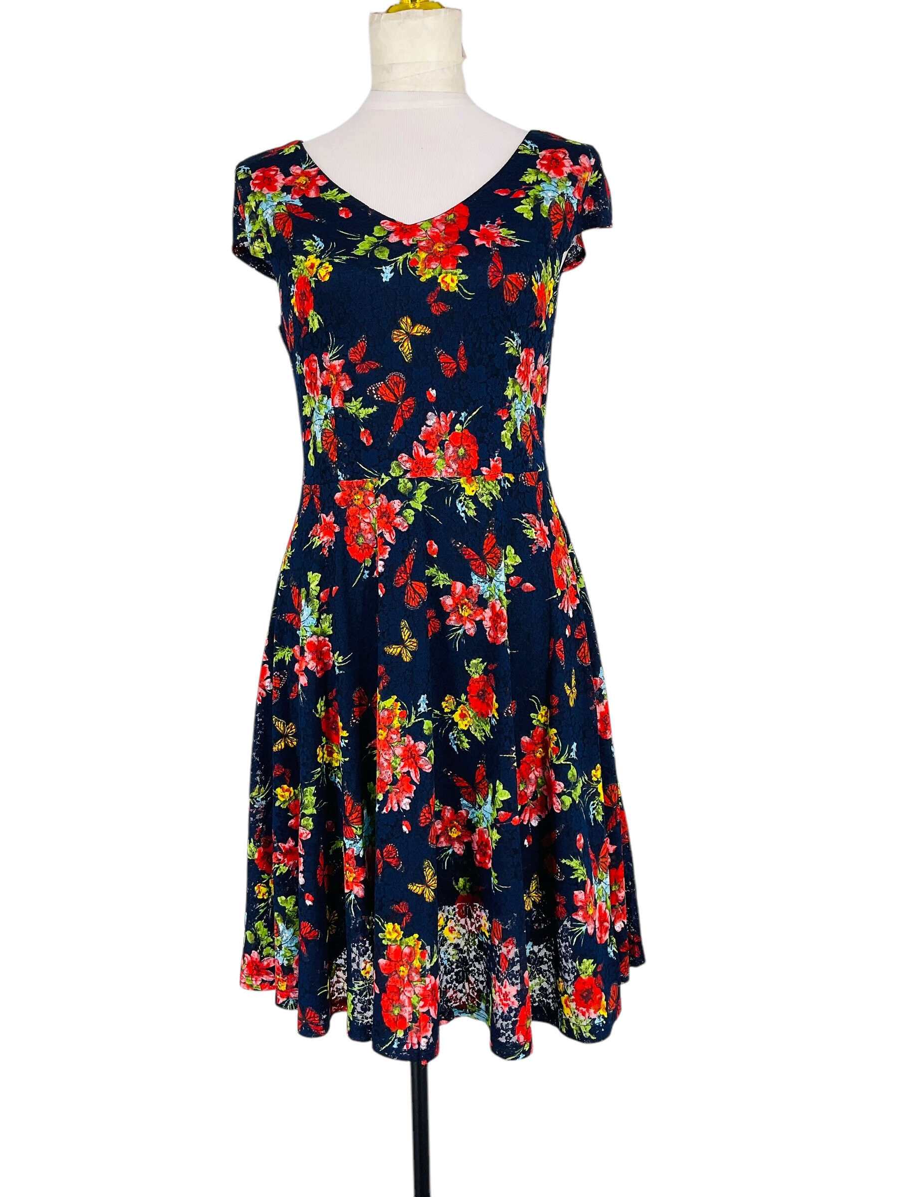 Wholesaler Sweet Miss - Fleuri printed lace dress V -neck