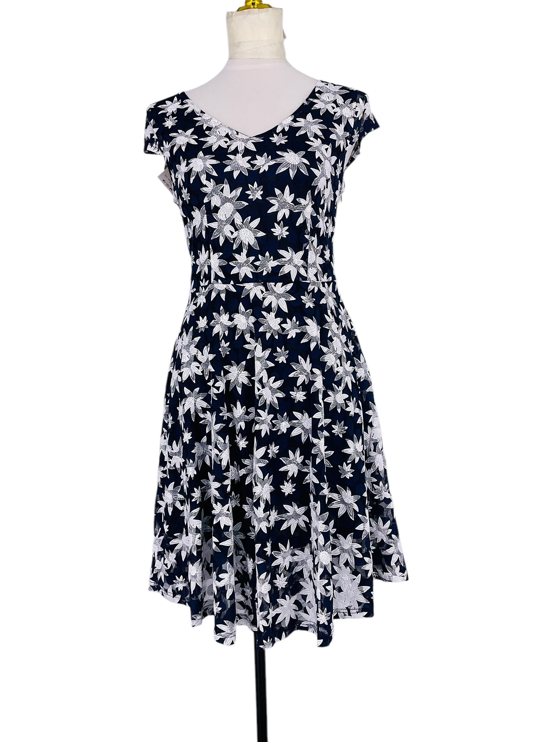 Wholesaler Sweet Miss - Printed lace dress V -neck foliage