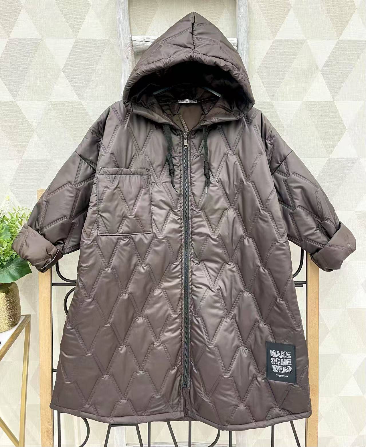 Großhändler Sweetissima - Damenmantel mit Kapuze, Taschen und Reißverschluss