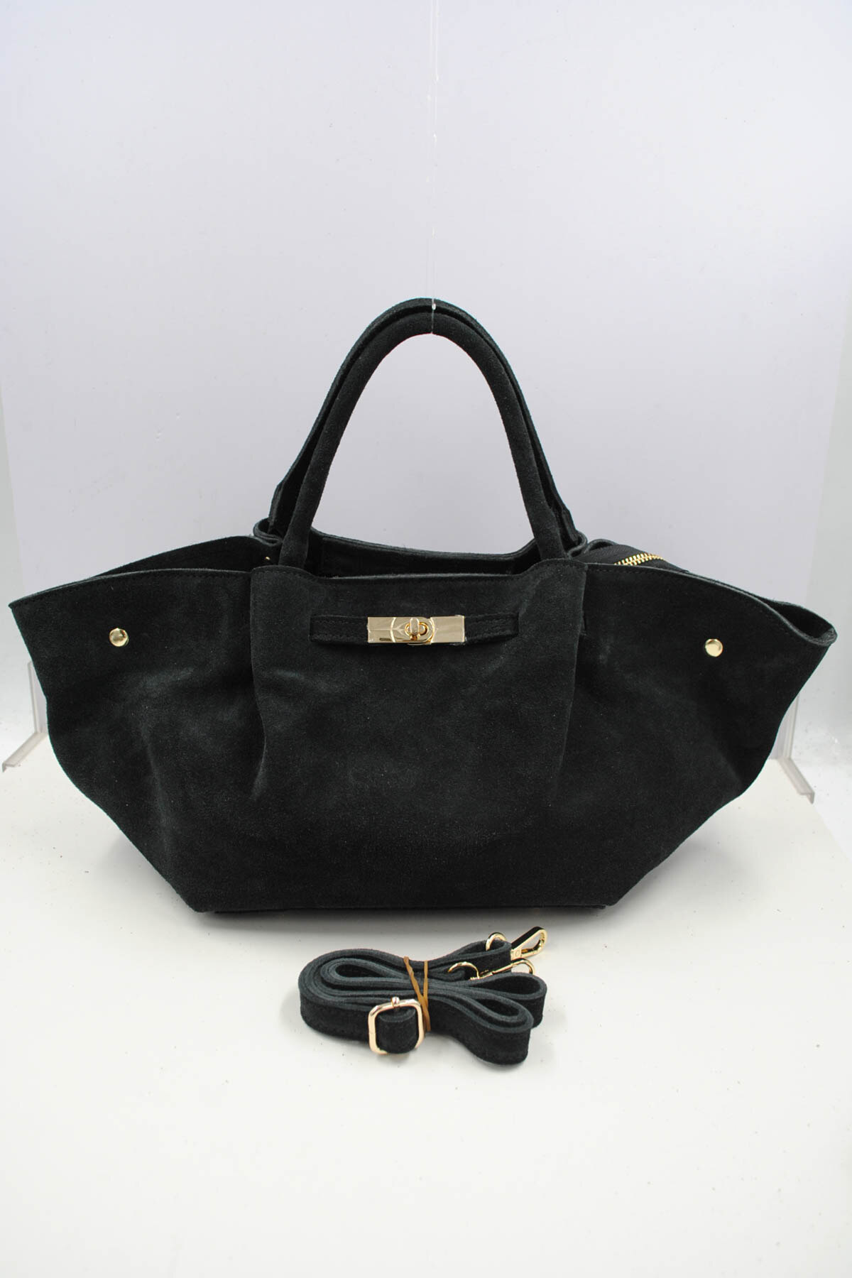 Wholesaler SyStyle - ITALIAN-MADE LEATHER HANDBAGS