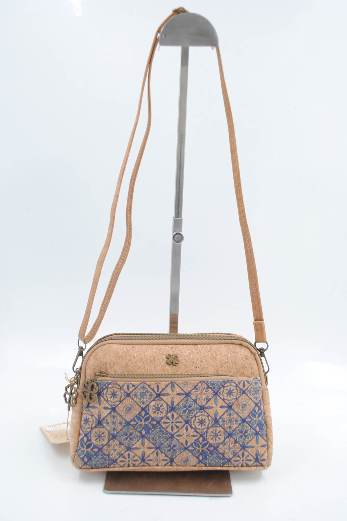 Mayorista SyStyle - Pequeño bolso cruzado con doble cremallera en corcho
