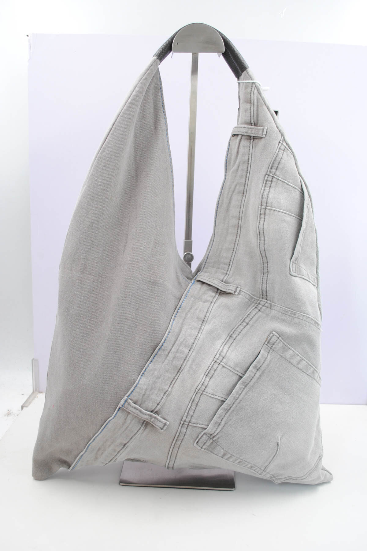 Mayorista SyStyle - Bolso tote reciclado de mezclilla ensamblado vintage, bolso grande casual en forma de V, correa ancha de cuero sintético suave, varios tonos de lavado