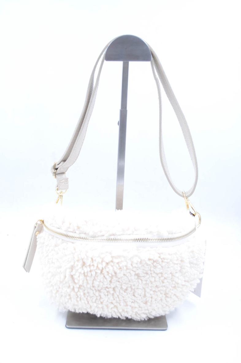 Grossiste SyStyle - SAC EN BANANE SYNTHETIQUE/CUIR EFFET MOUTON