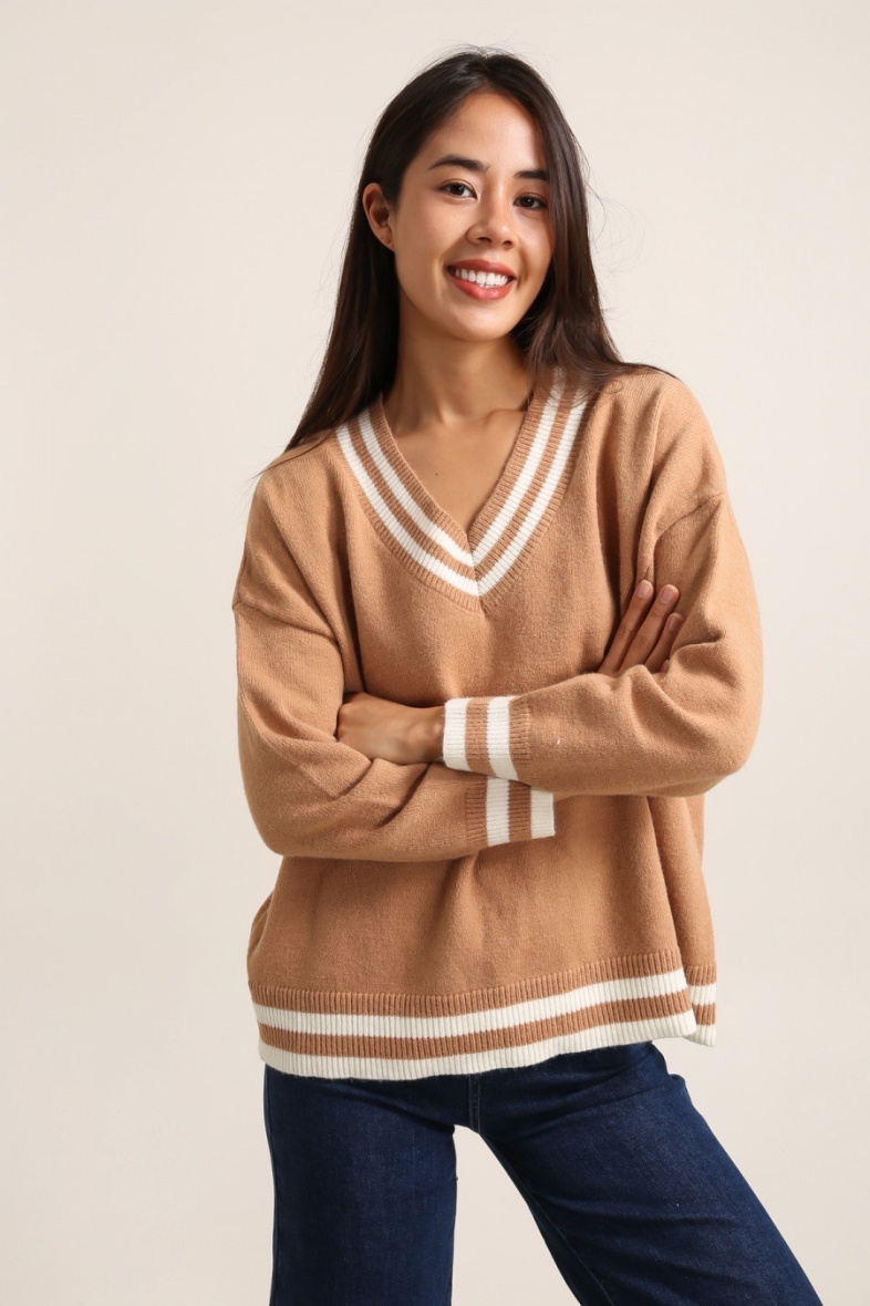 Großhändler Tandem - ZWEIFARBIGER PULLOVER MIT V-AUSSCHNITT