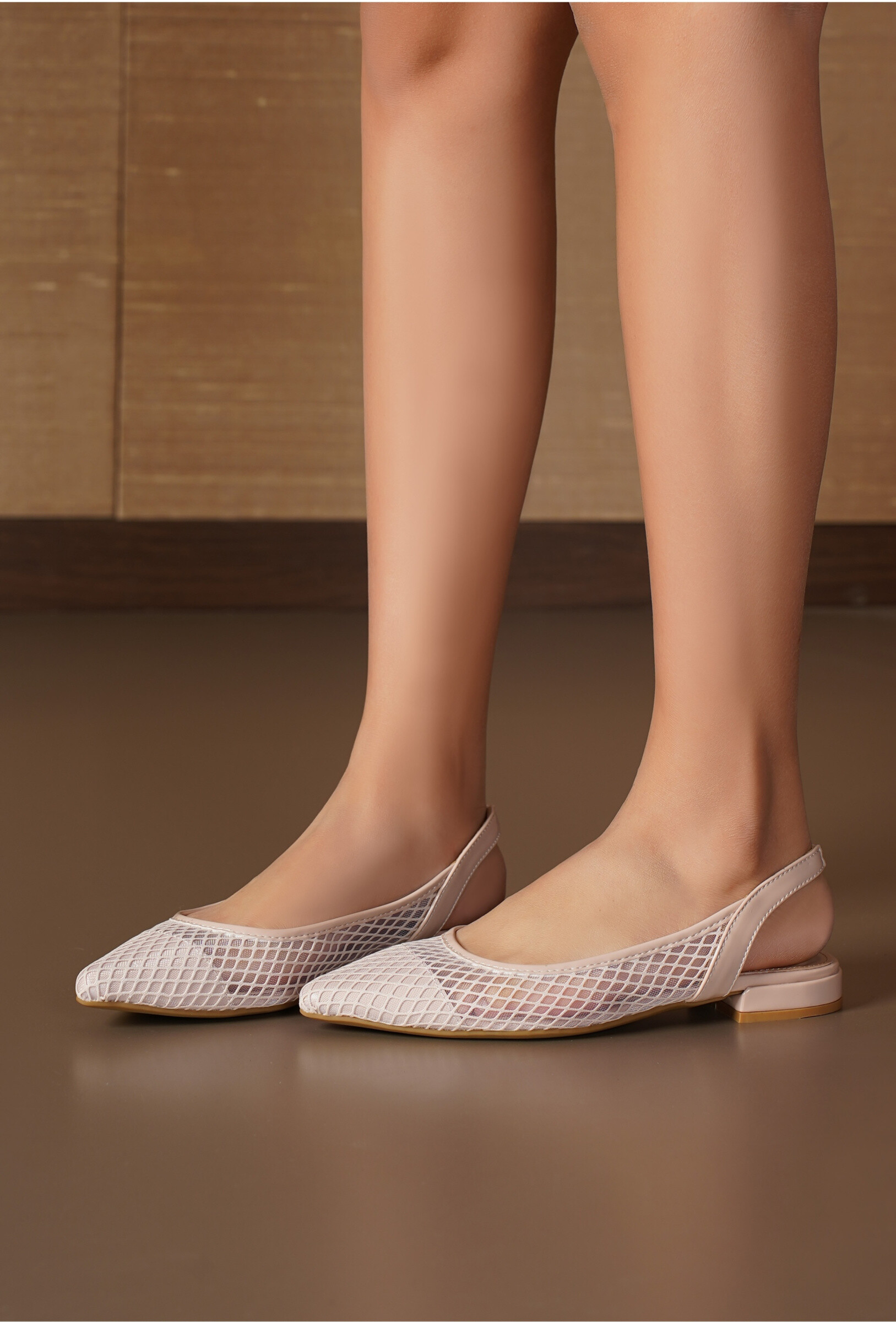 Wholesaler TANIA - C'M Paris - Slingback ballerinas in mesh rear flanges